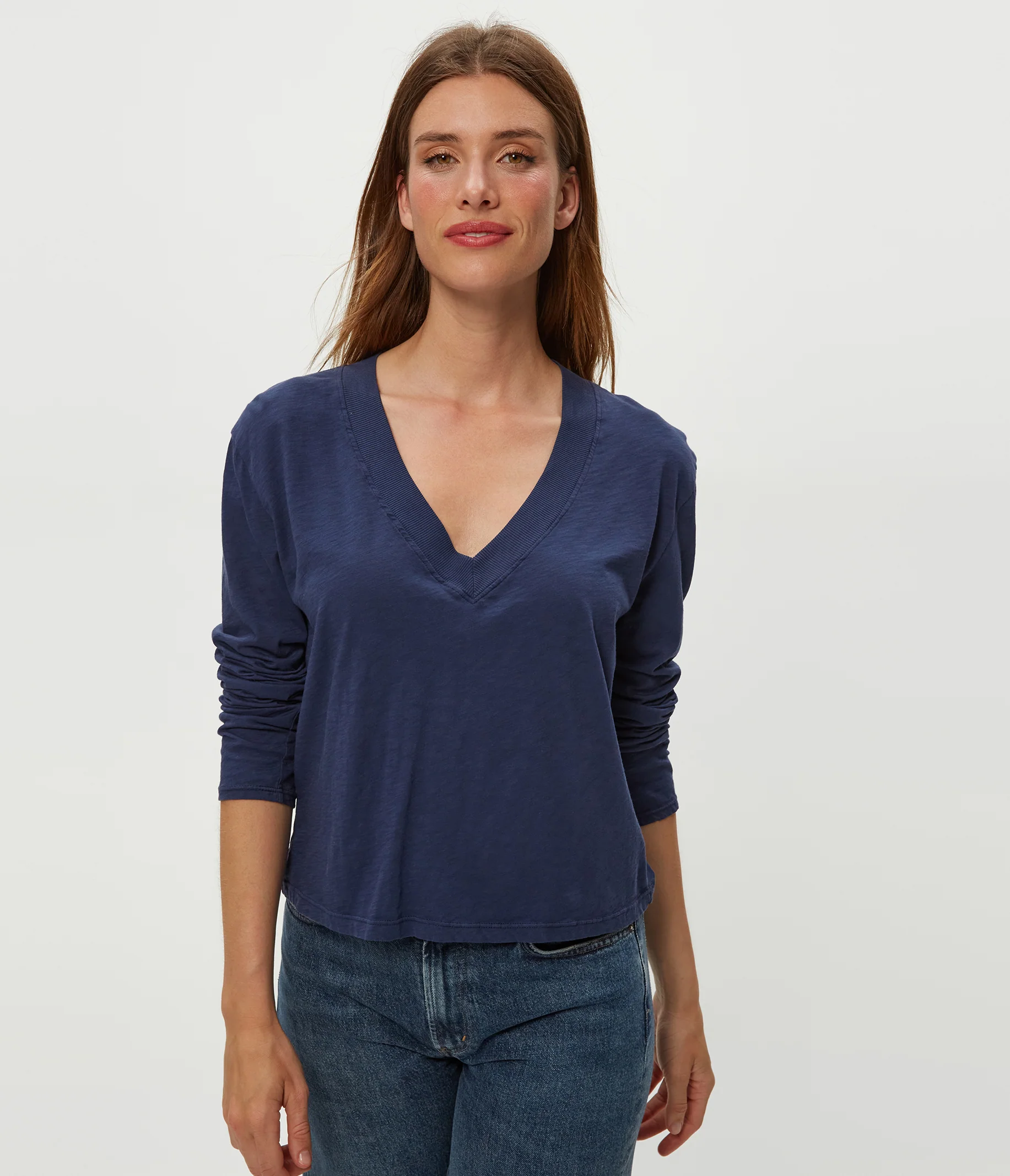 Brea Cropped V-Neck Tee - Image 33