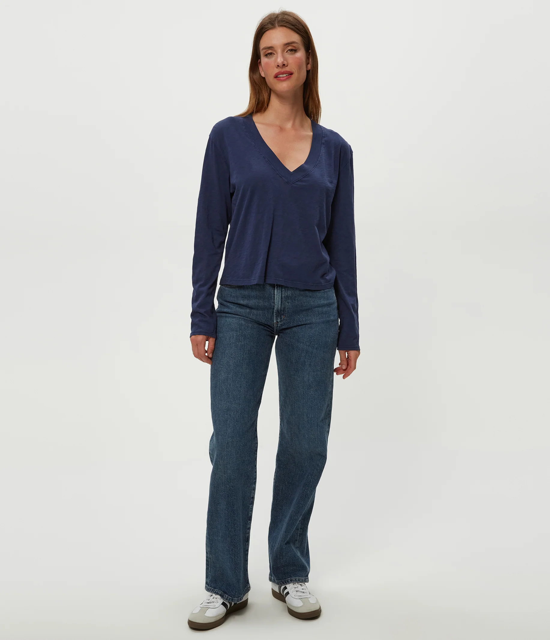 Brea Cropped V-Neck Tee - Image 34