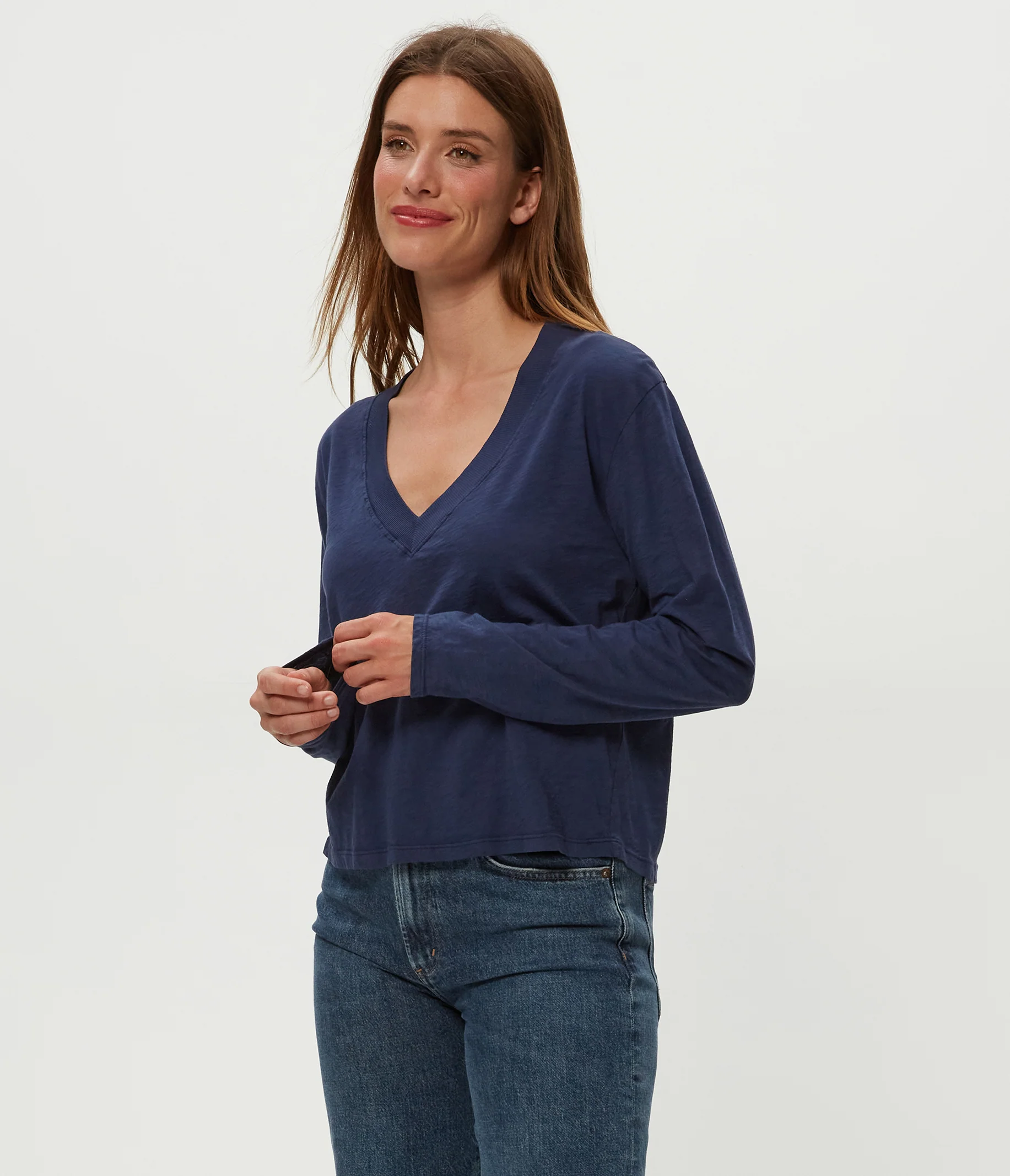 Brea Cropped V-Neck Tee - Image 35