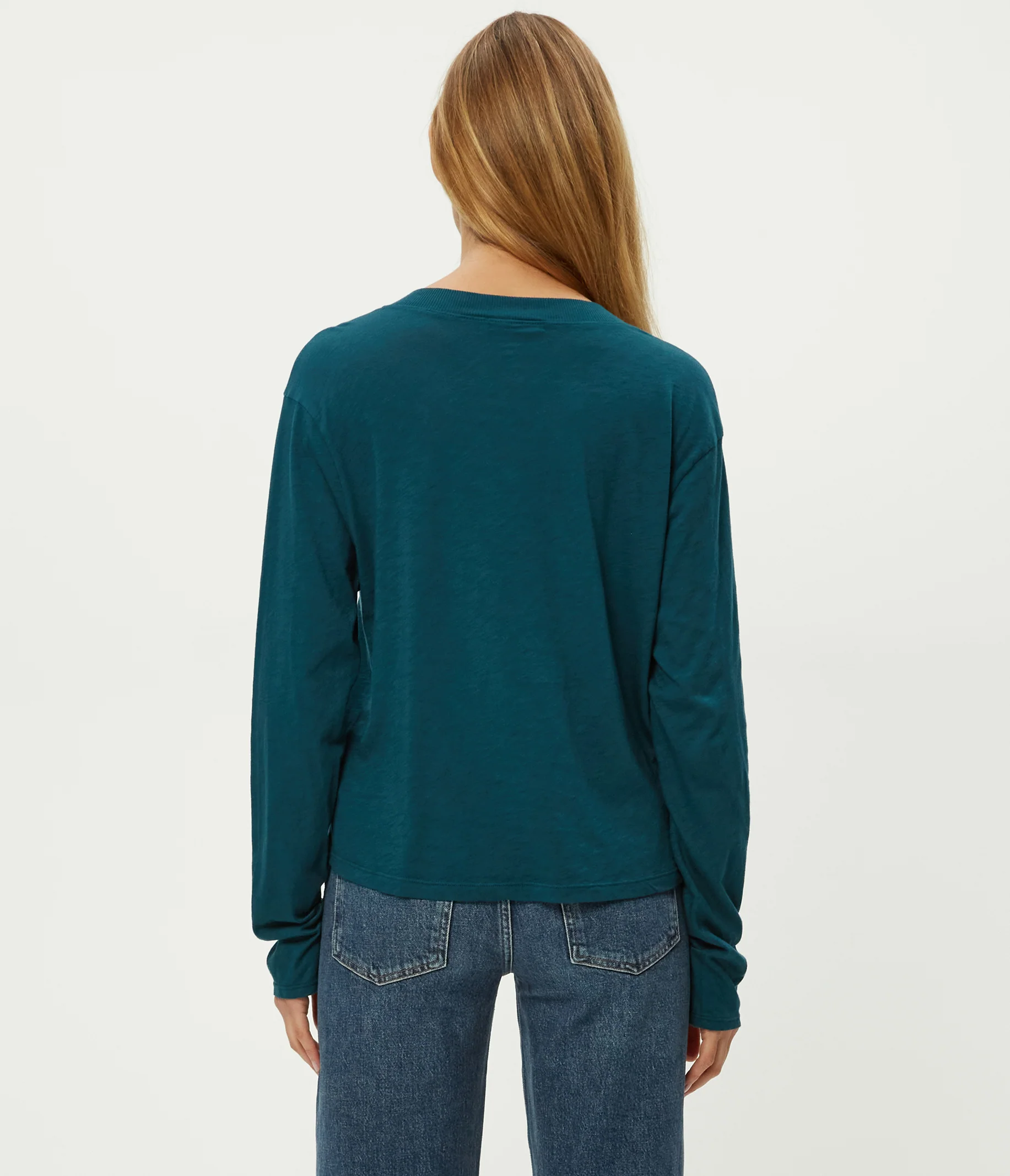 Brea Cropped V-Neck Tee - Image 4