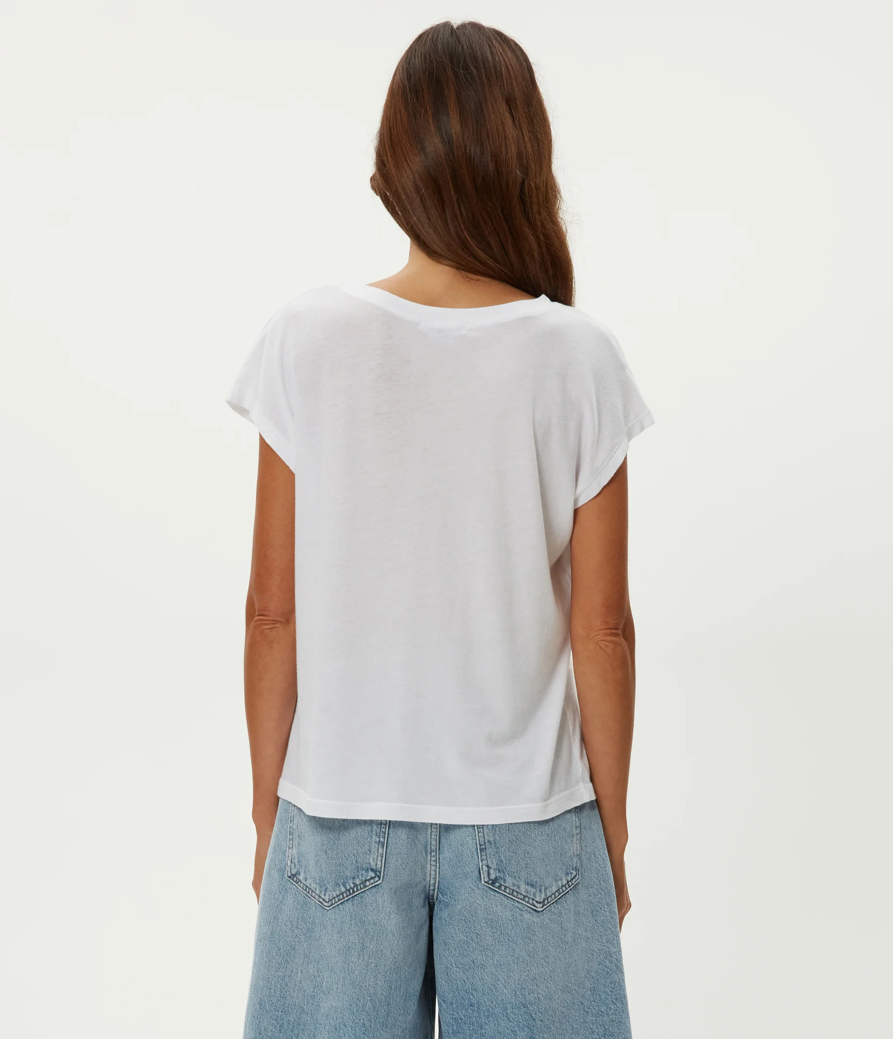 Bryanna Extended Shoulder Tee - Image 12