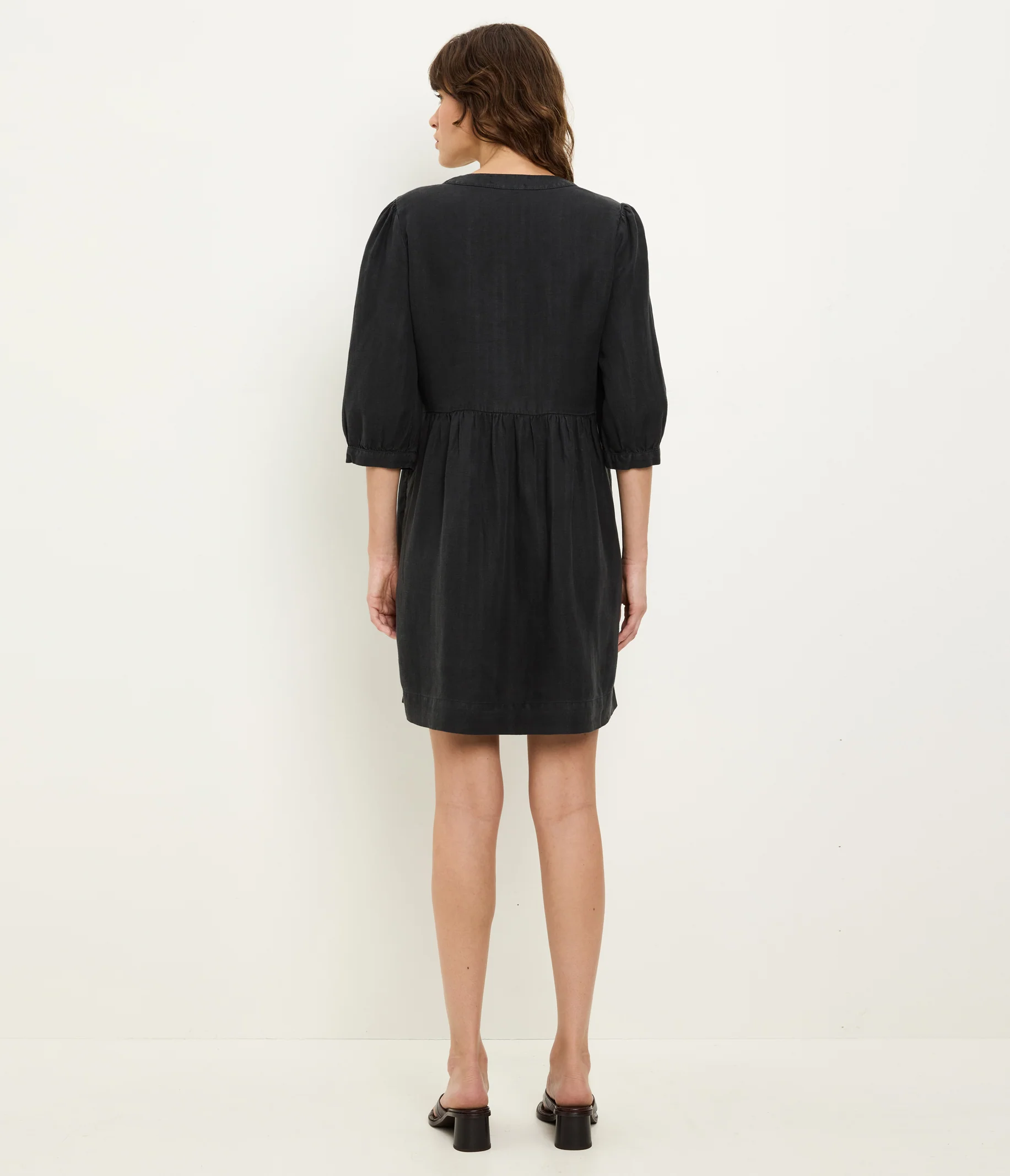 Brielle Linen Mini Dress - Image 19