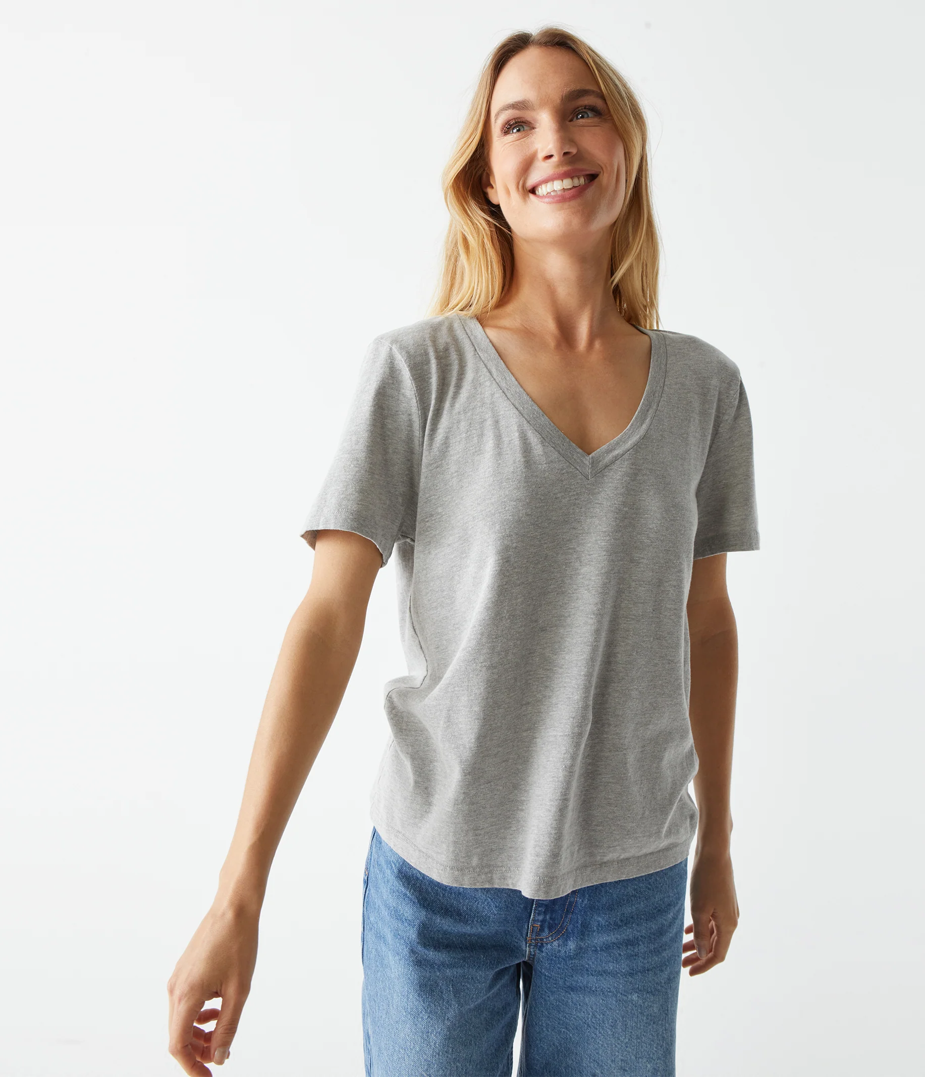 Daria V-Neck Tee - Image 7