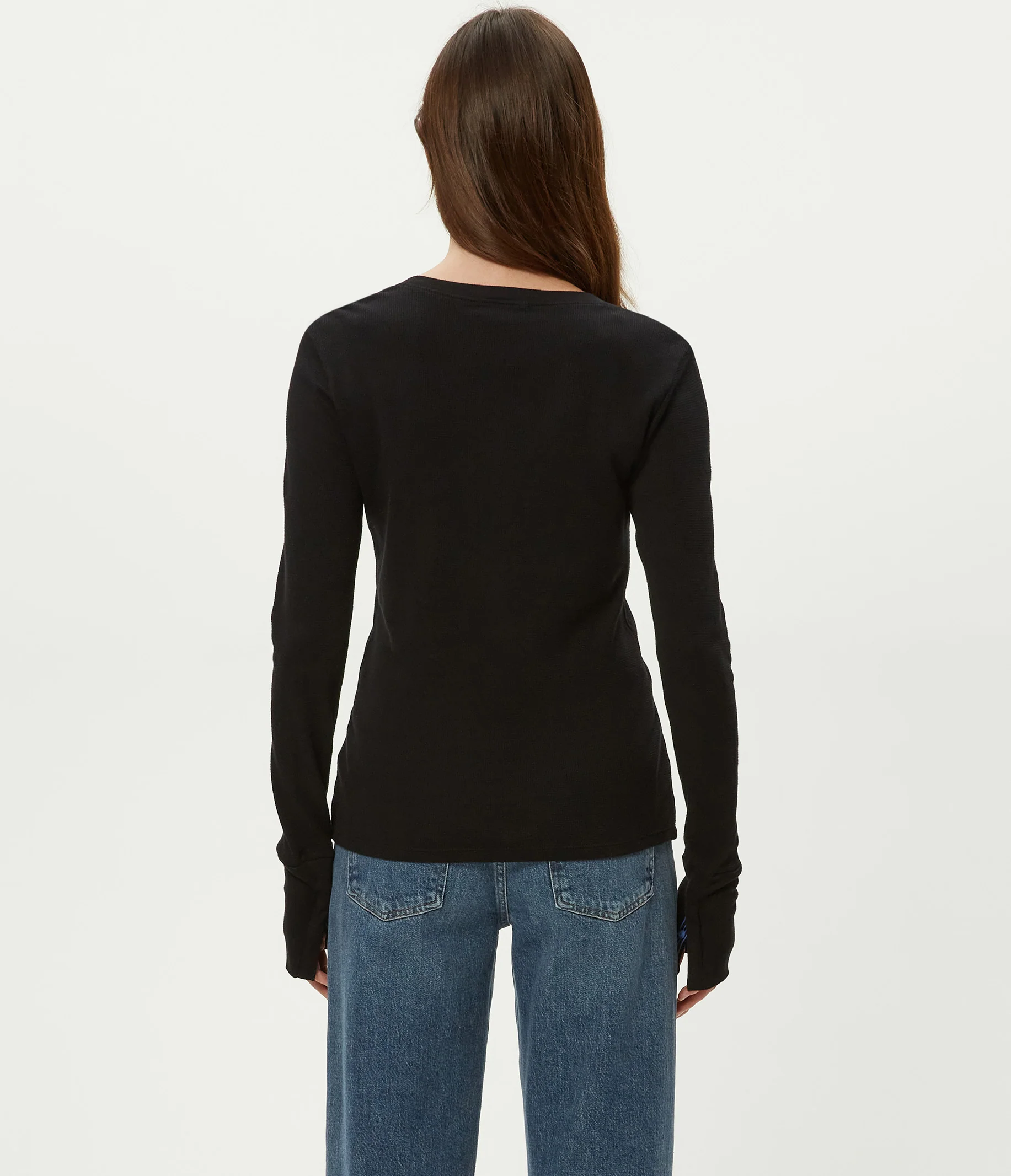 Dinah Thermal V-Neck - Image 12