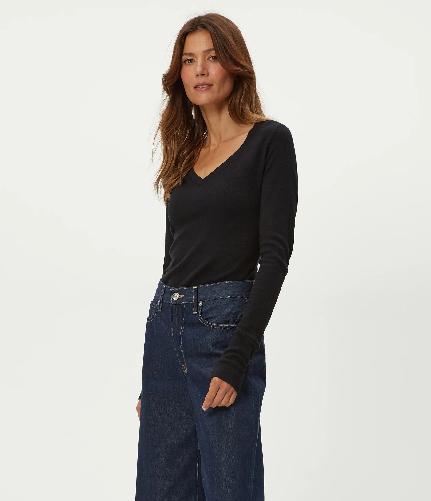 Dinah Thermal V-Neck - Image 28