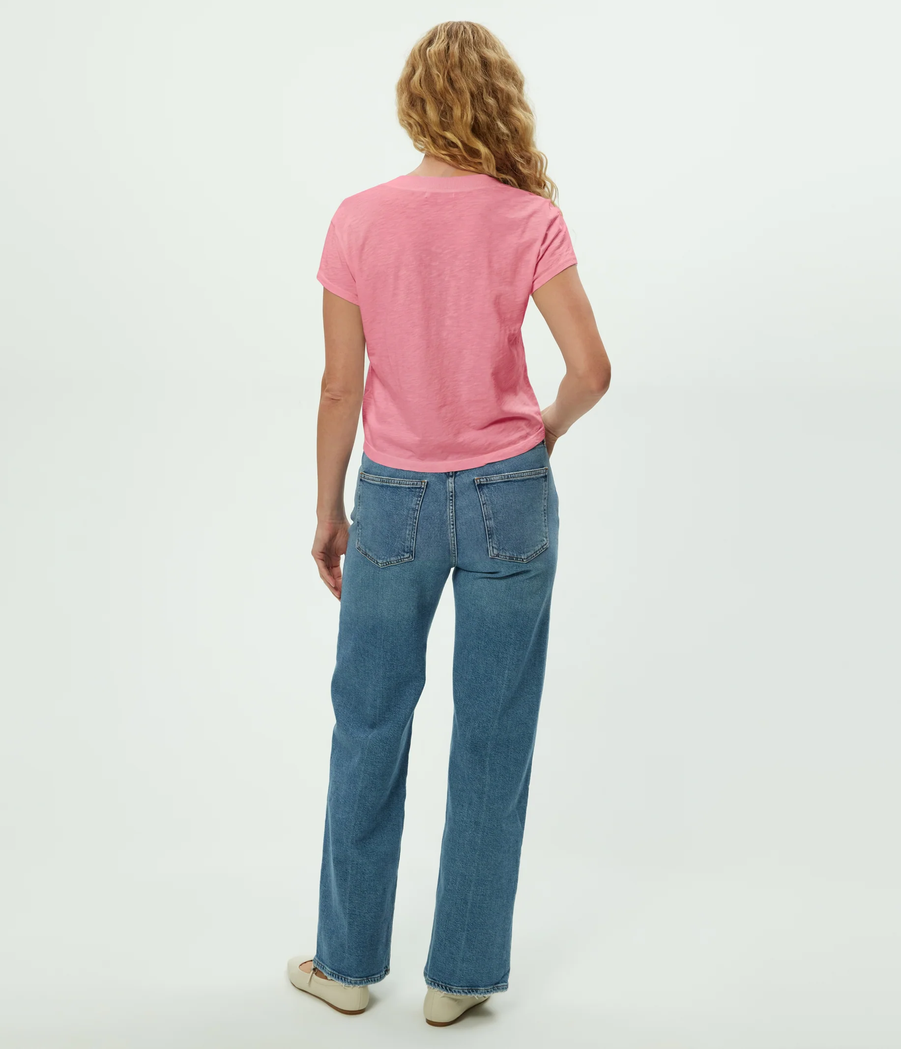 Harlan Cropped V-Neck Tee - Image 14