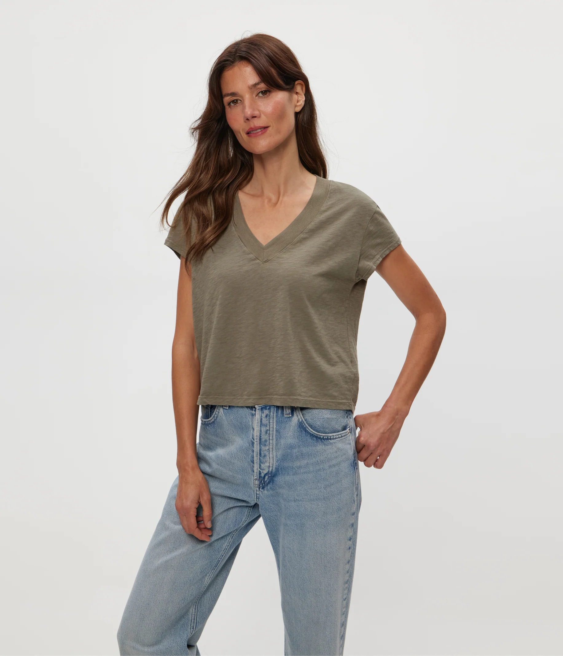 Harlan Cropped V-Neck Tee - Image 16