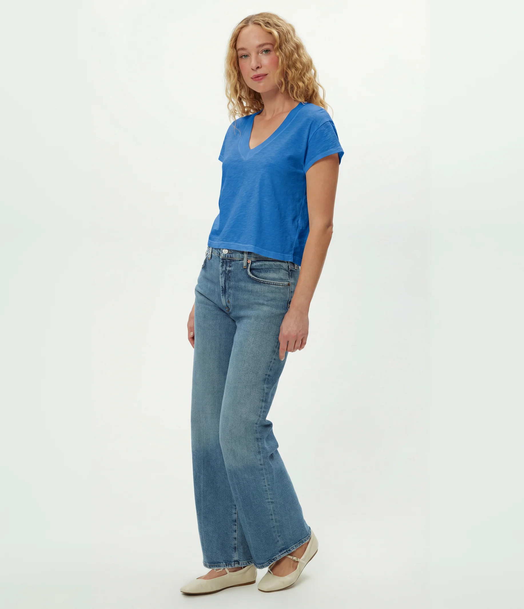 Harlan Cropped V-Neck Tee - Image 5