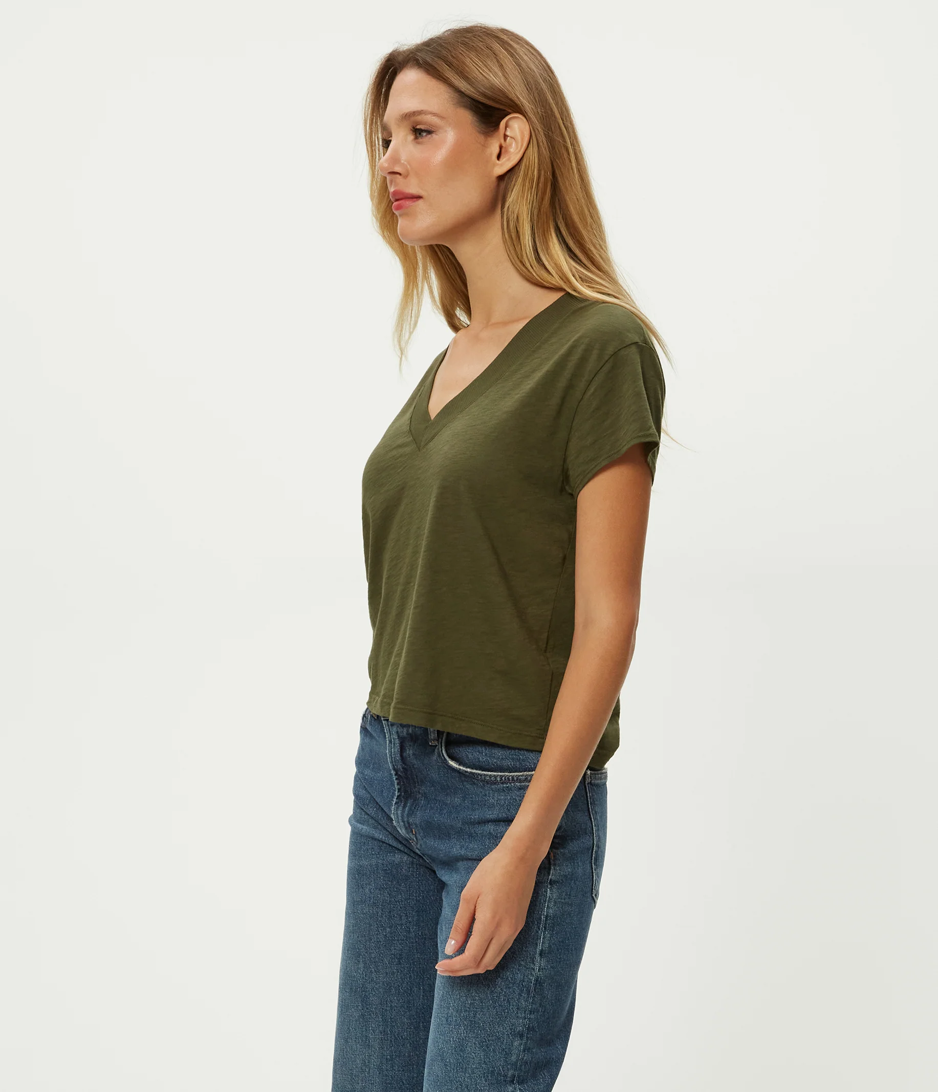 Harlan Cropped V-Neck Tee - Image 59
