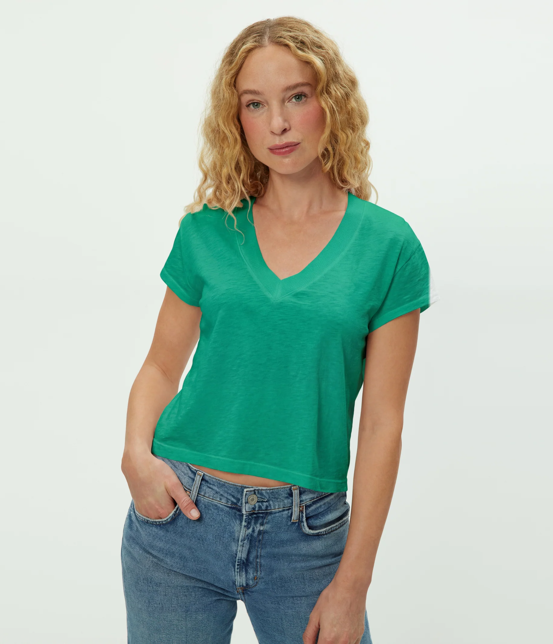 Harlan Cropped V-Neck Tee - Image 65