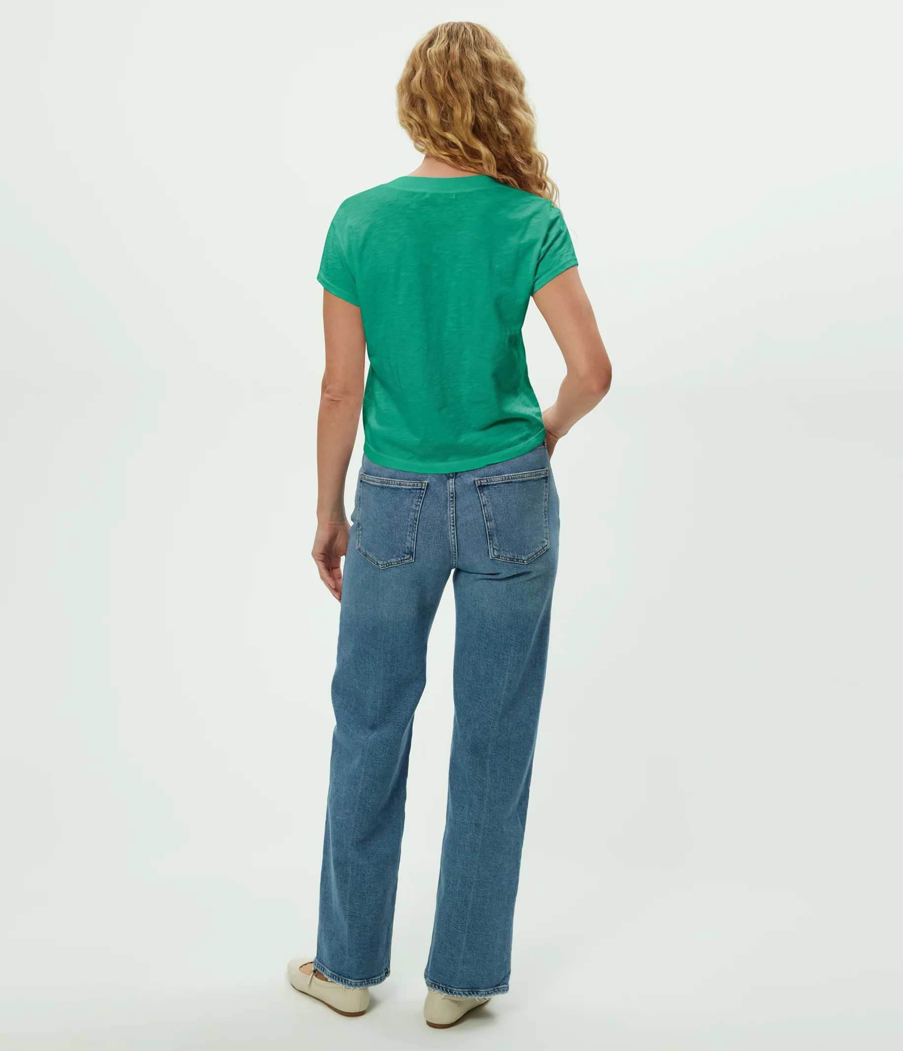Harlan Cropped V-Neck Tee - Image 69