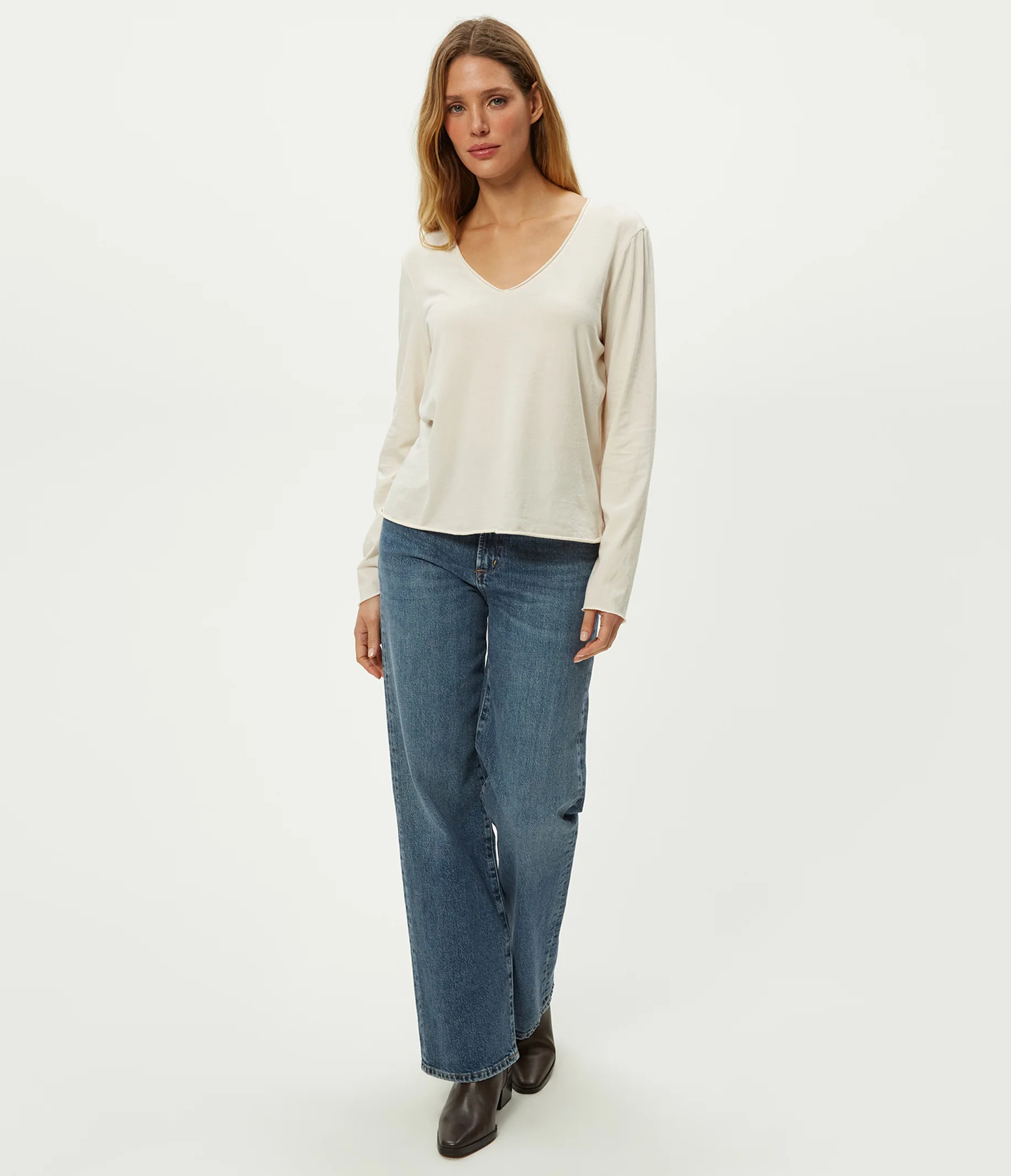 Kailee V-Neck Long Sleeve Tee - Image 21