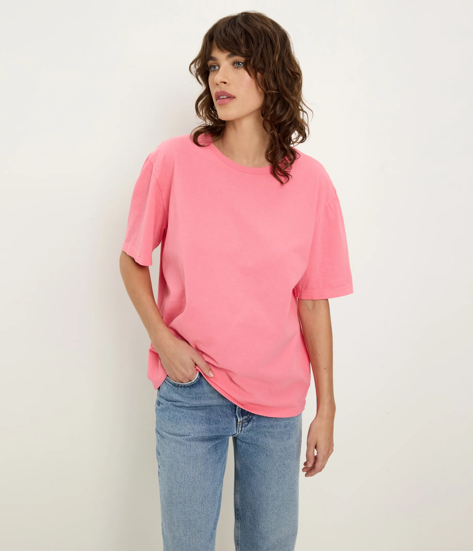 Kennedy Boyfriend Tee - Image 31