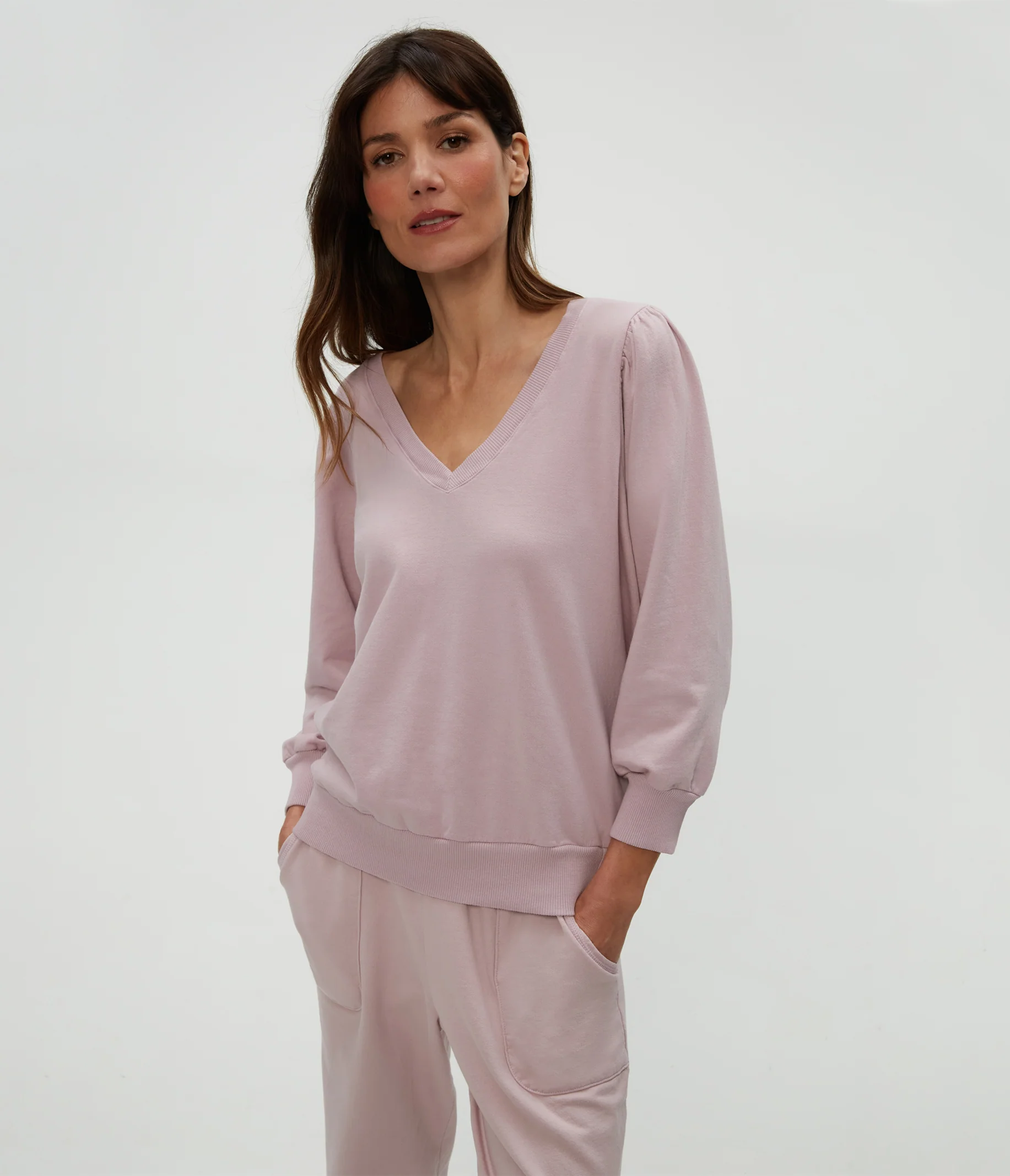 Kit V-Neck Sweatshirt - Image 13