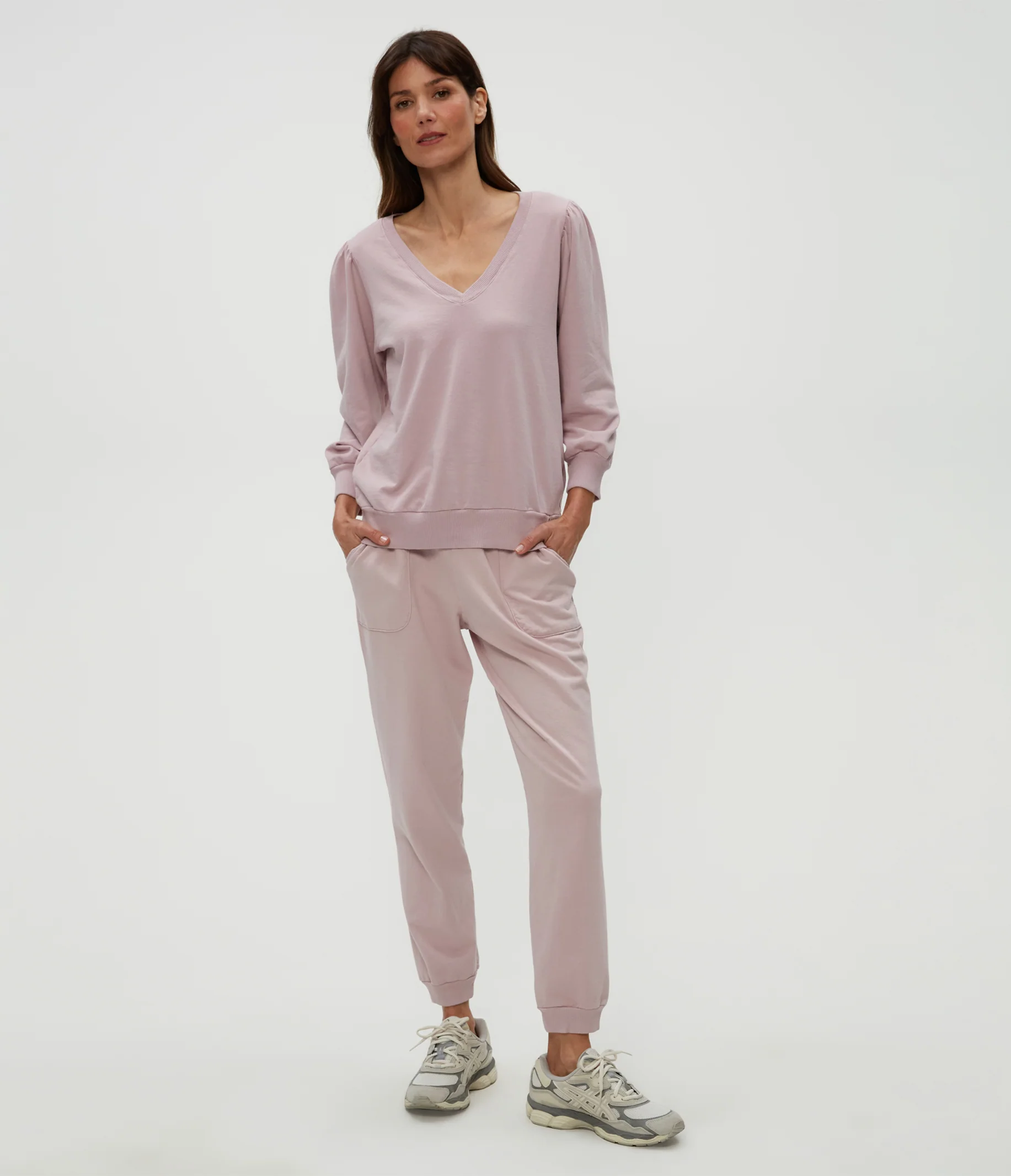 Kit V-Neck Sweatshirt - Image 14