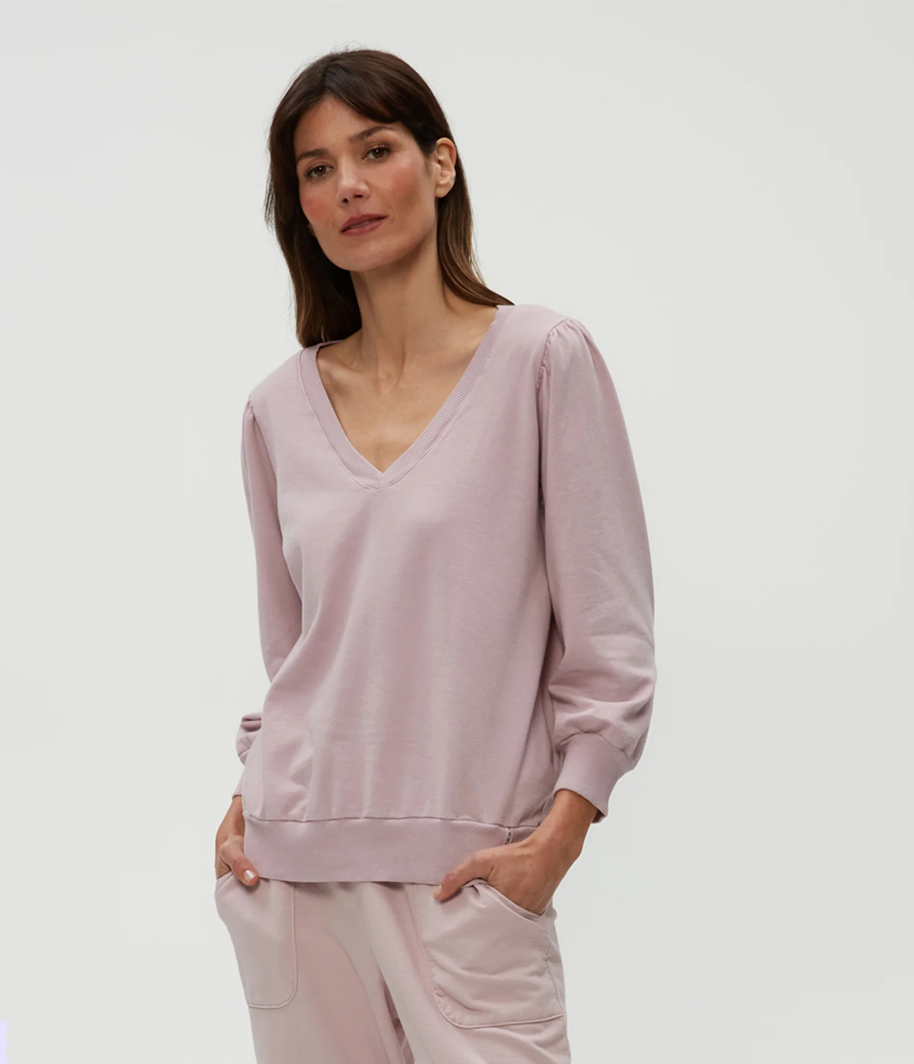Kit V-Neck Sweatshirt - Image 15
