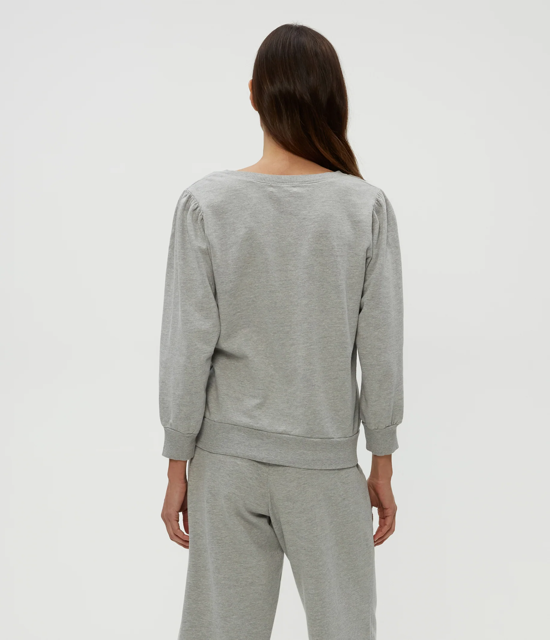Kit V-Neck Sweatshirt - Image 24