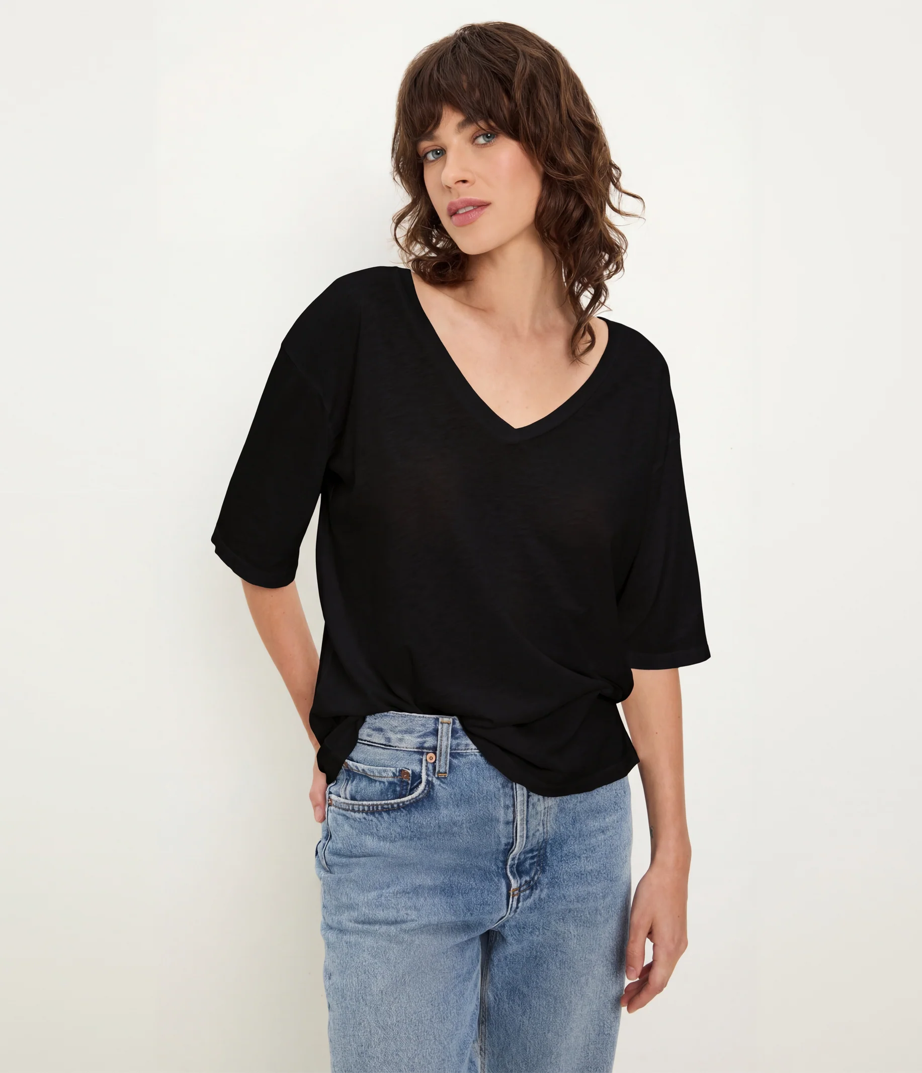 Liam V-Neck Tee - Image 13