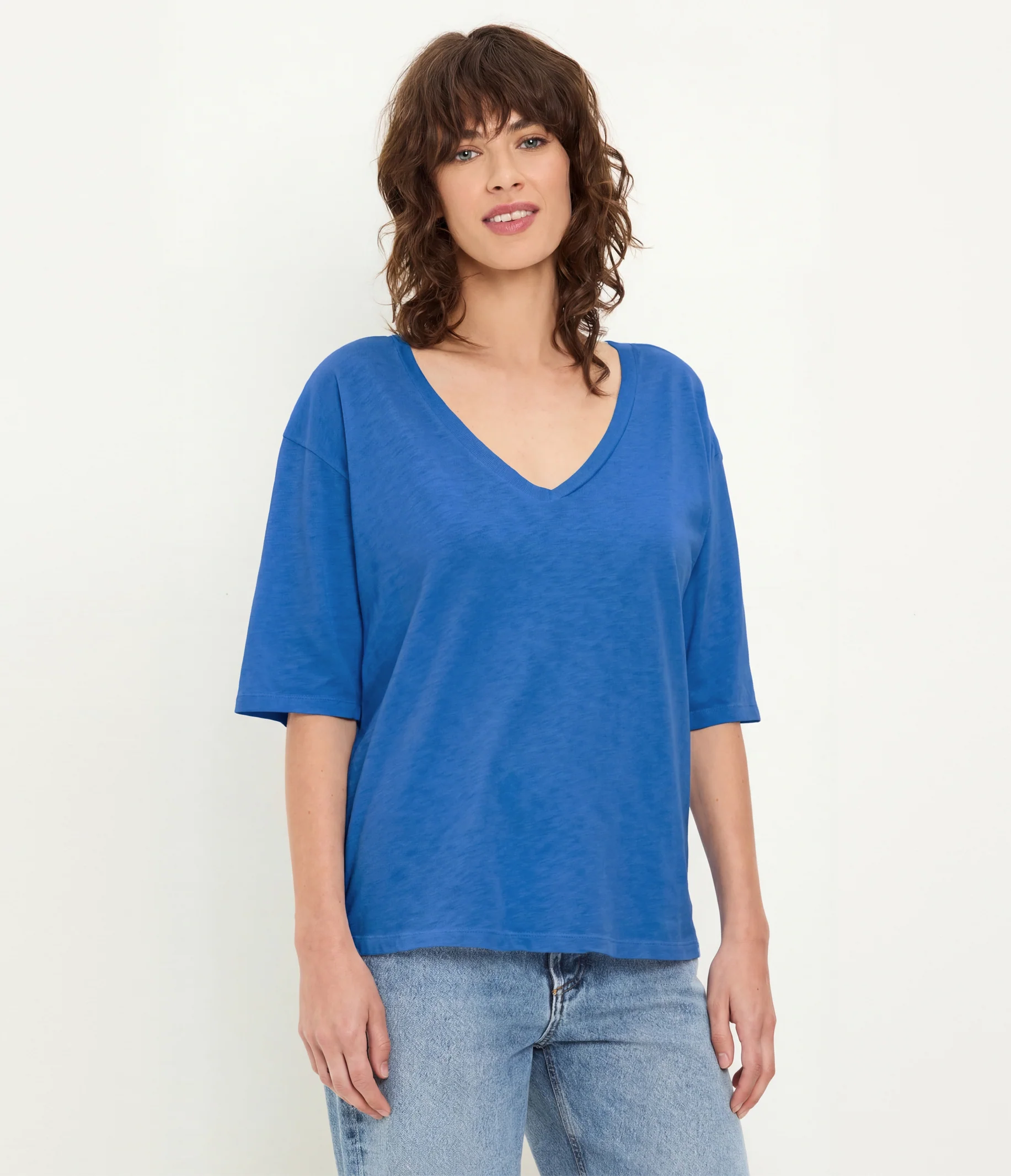 Liam V-Neck Tee - Image 21