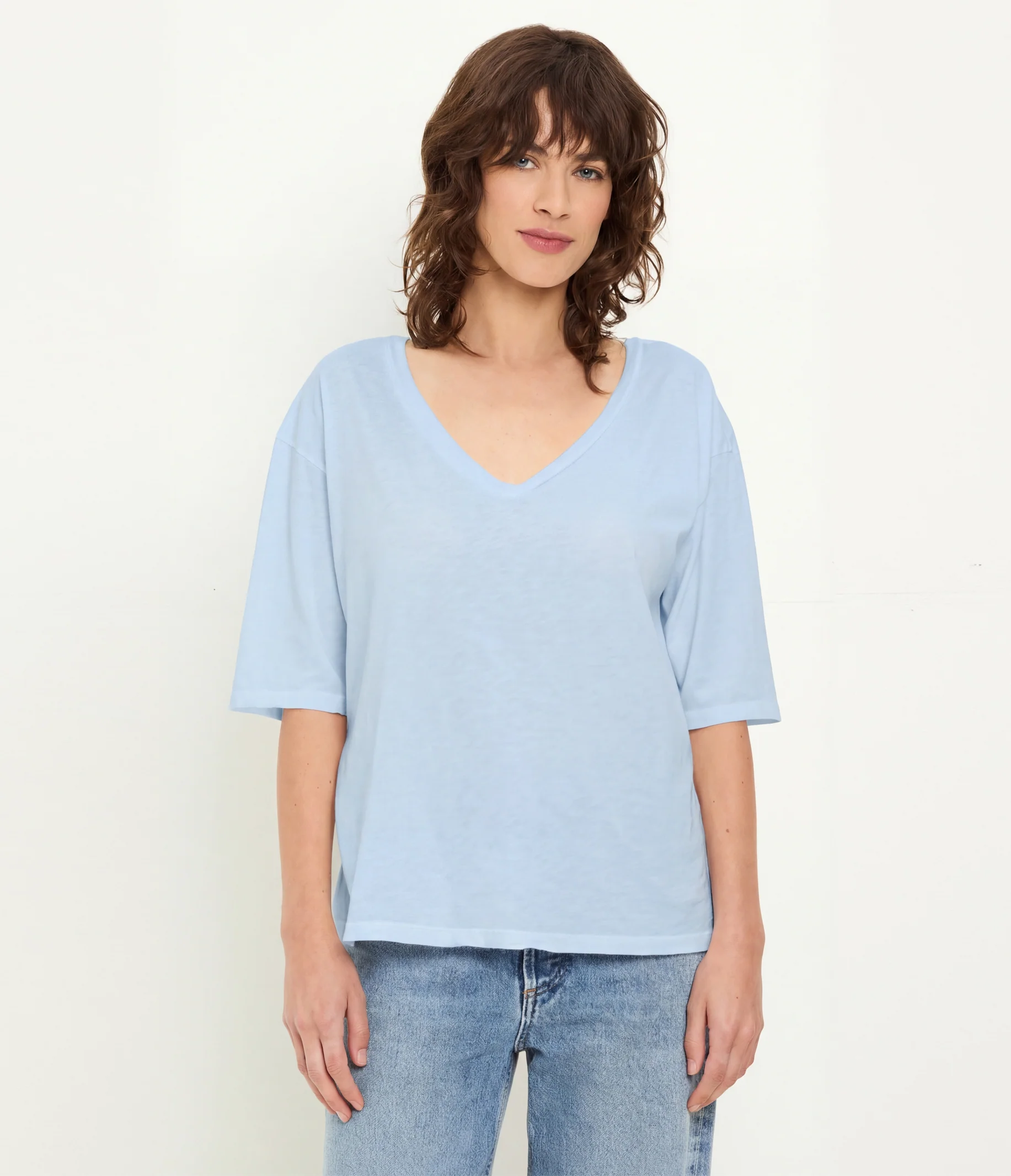 Liam V-Neck Tee - Image 6