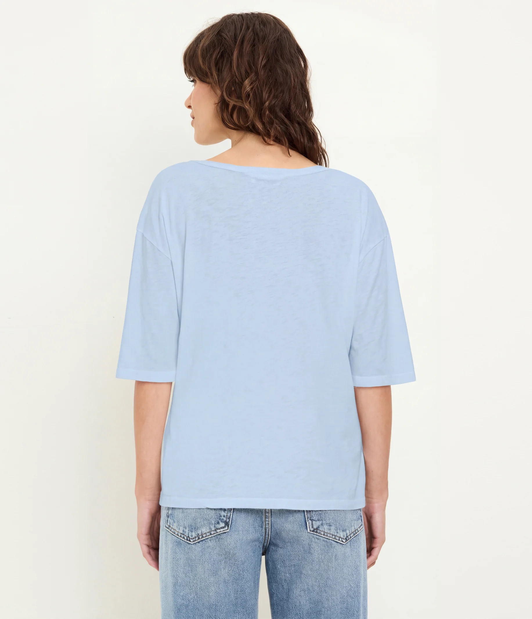 Liam V-Neck Tee - Image 7