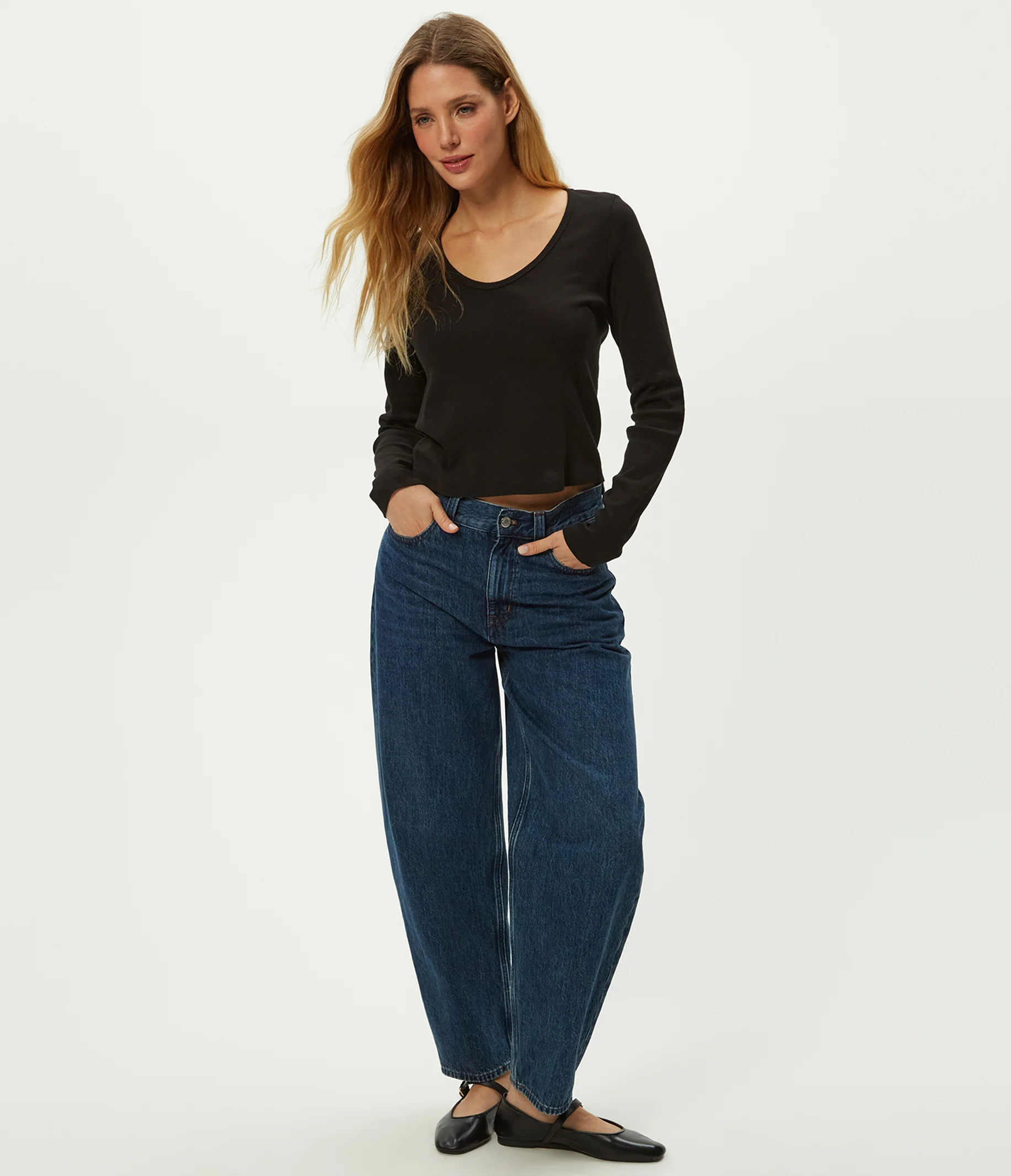 Lizzie V-Neck Long Sleeve Tee - Image 30