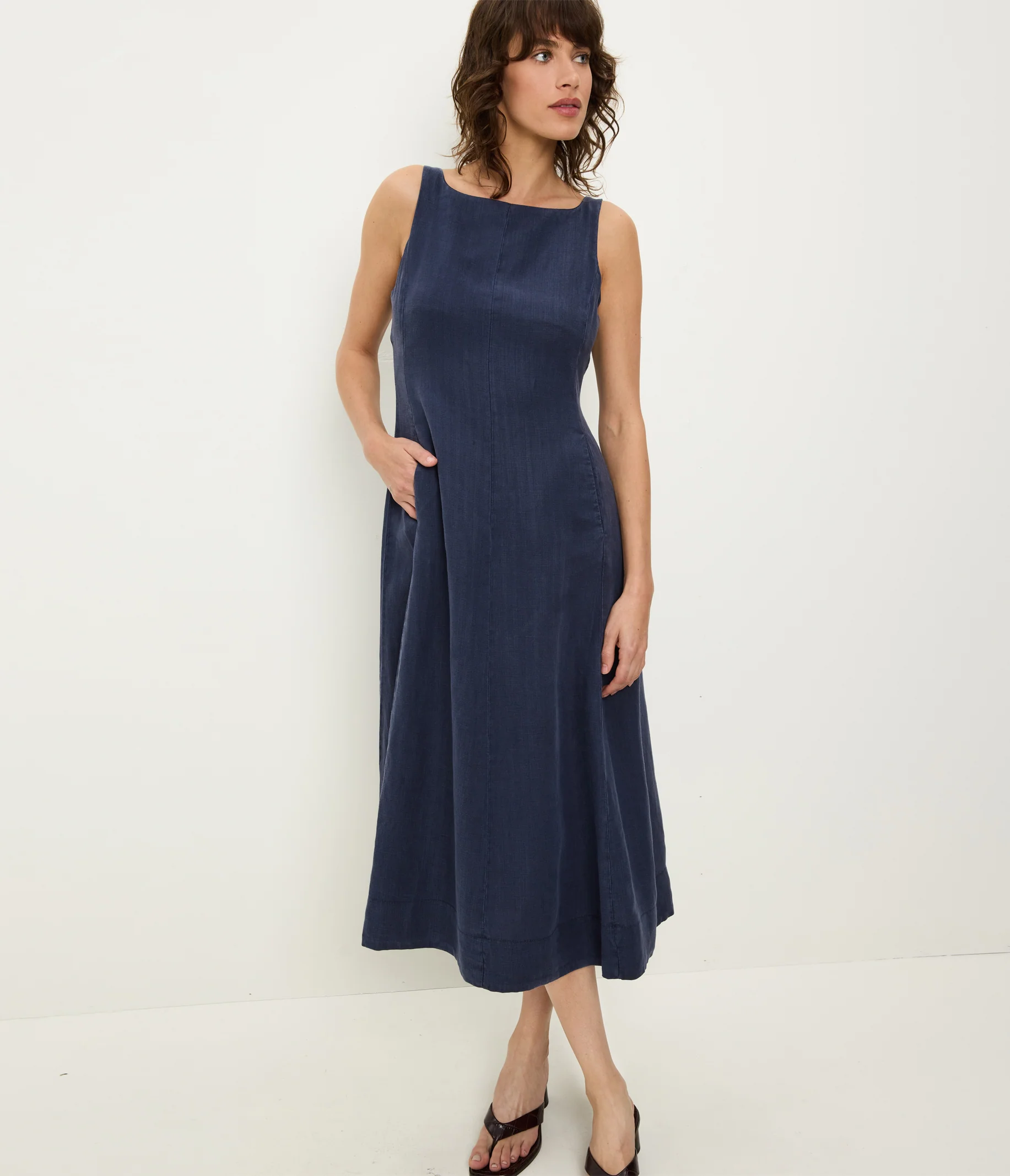 Palmira Linen Midi Dress - Image 23