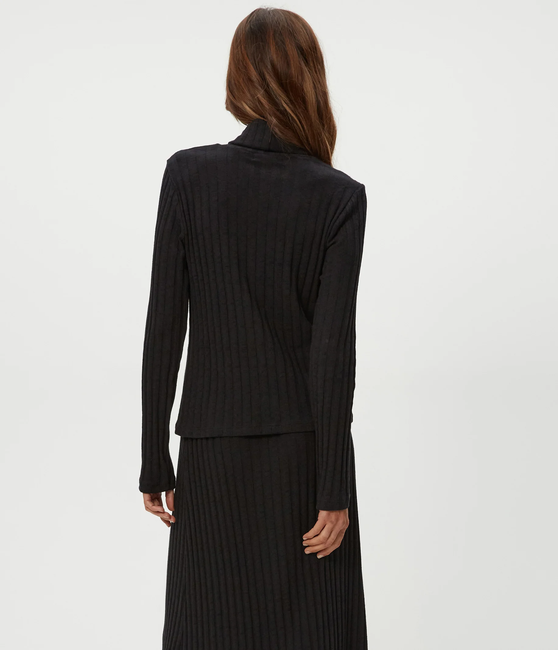 Riley Turtleneck - Image 12