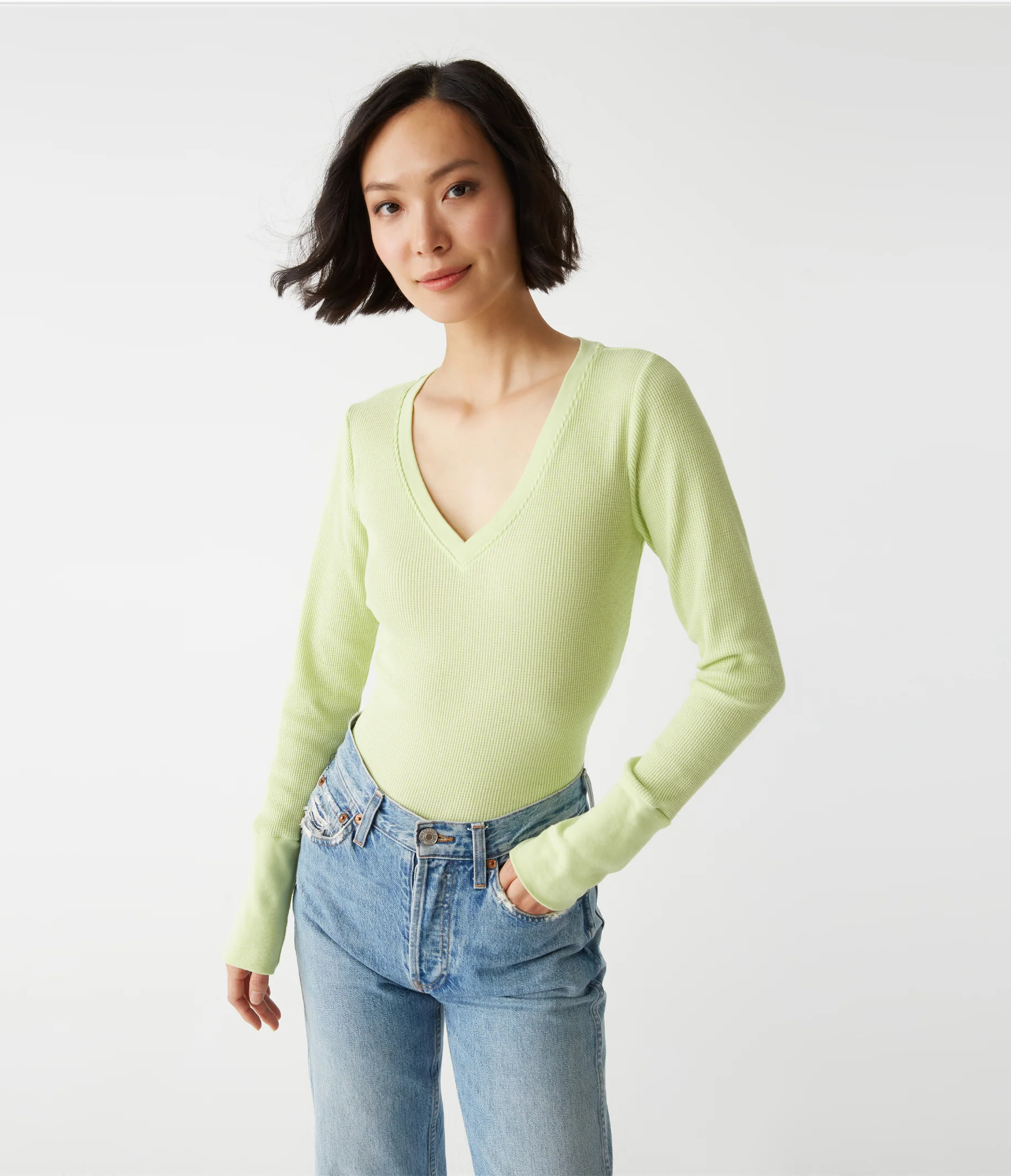 Romeo Thermal V-Neck Tee - Image 21