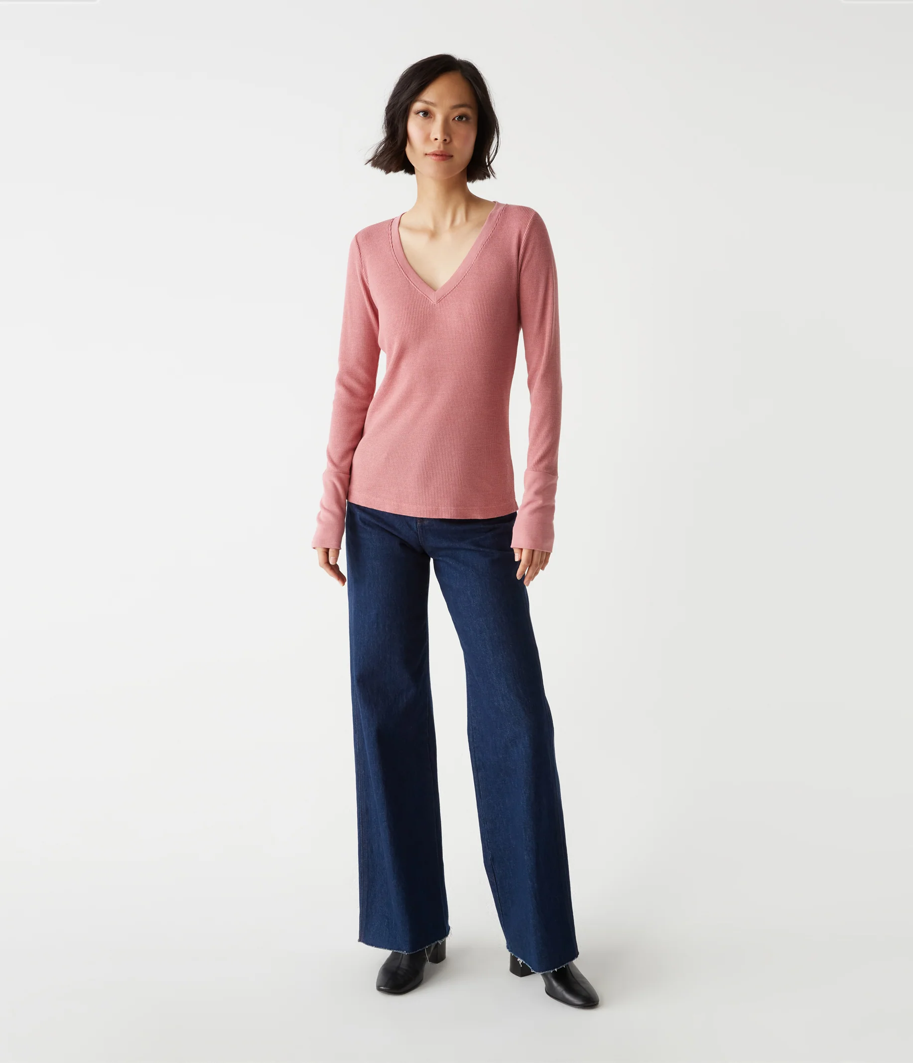 Romeo Thermal V-Neck Tee - Image 26