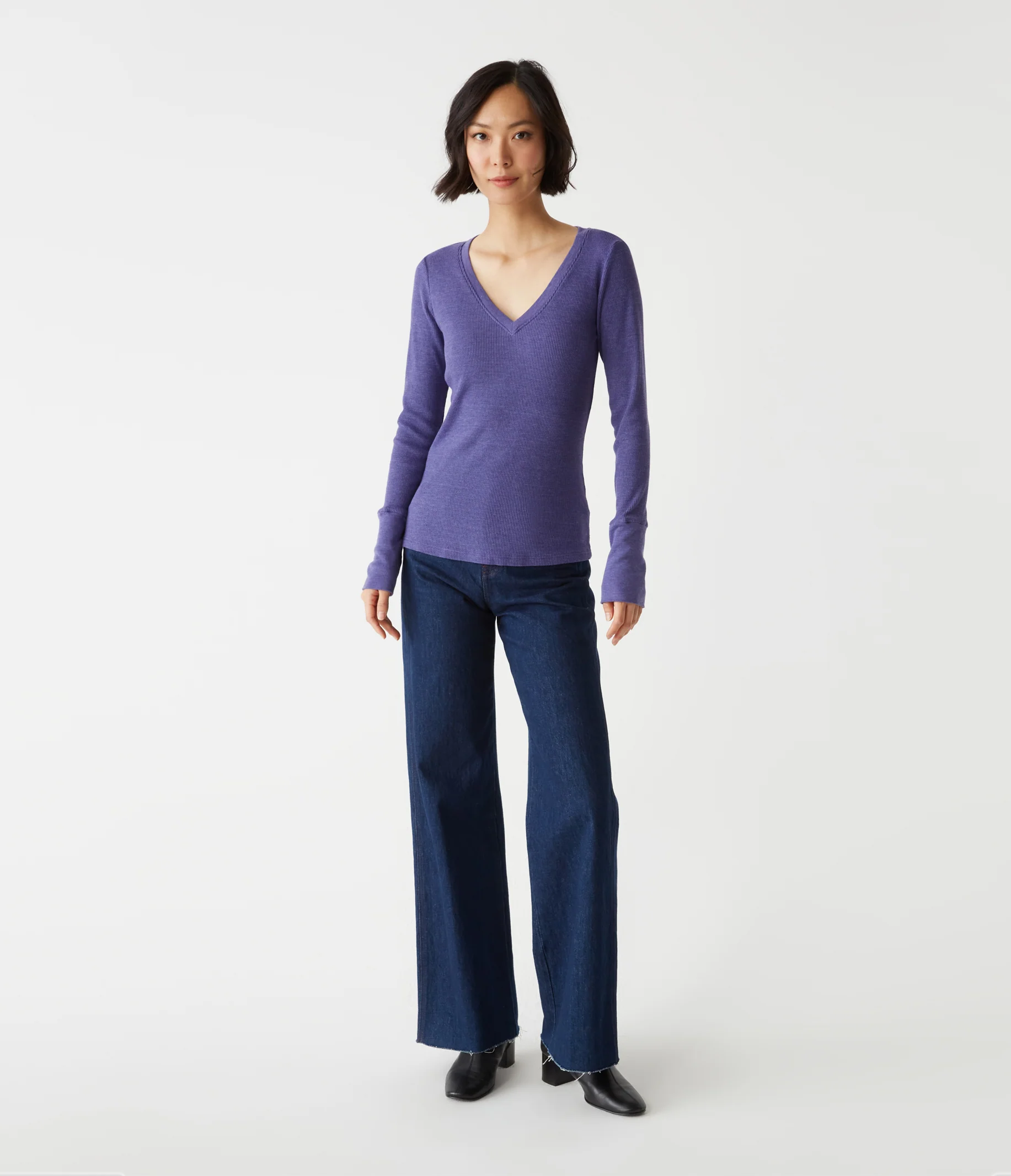 Romeo Thermal V-Neck Tee - Image 34