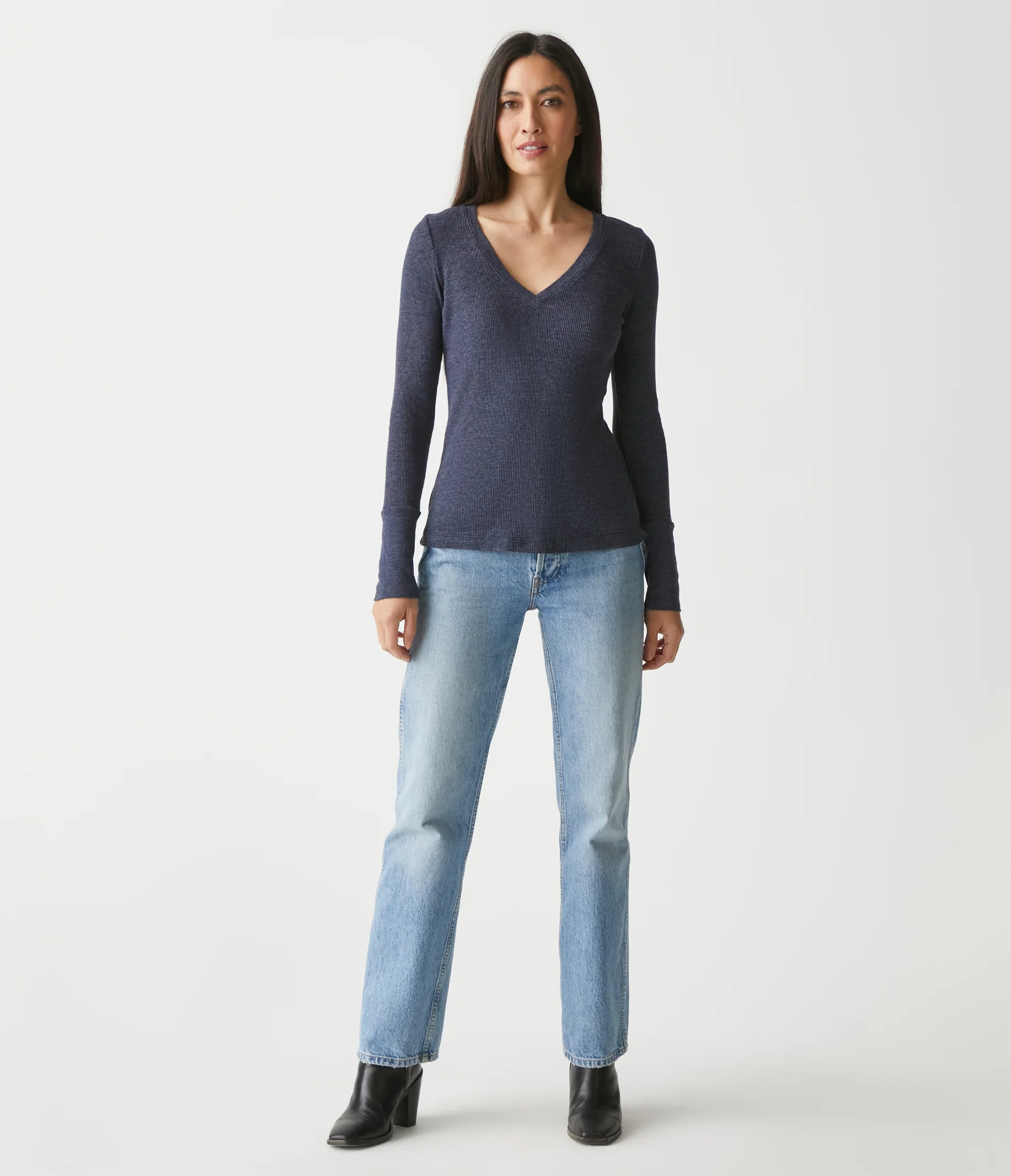 Romeo Thermal V-Neck Tee - Image 38