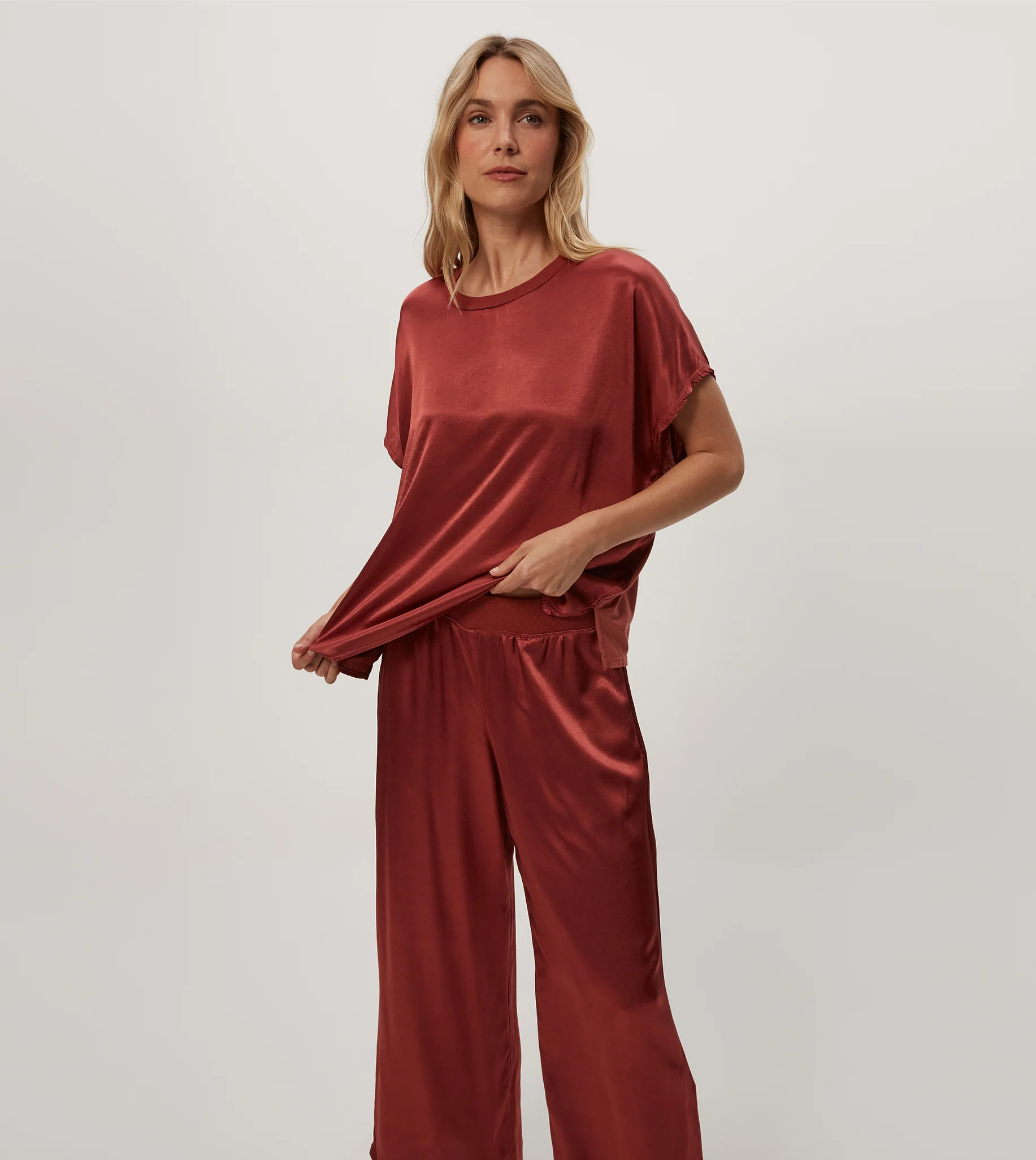 Sacha Satin Cropped Pant - Image 25
