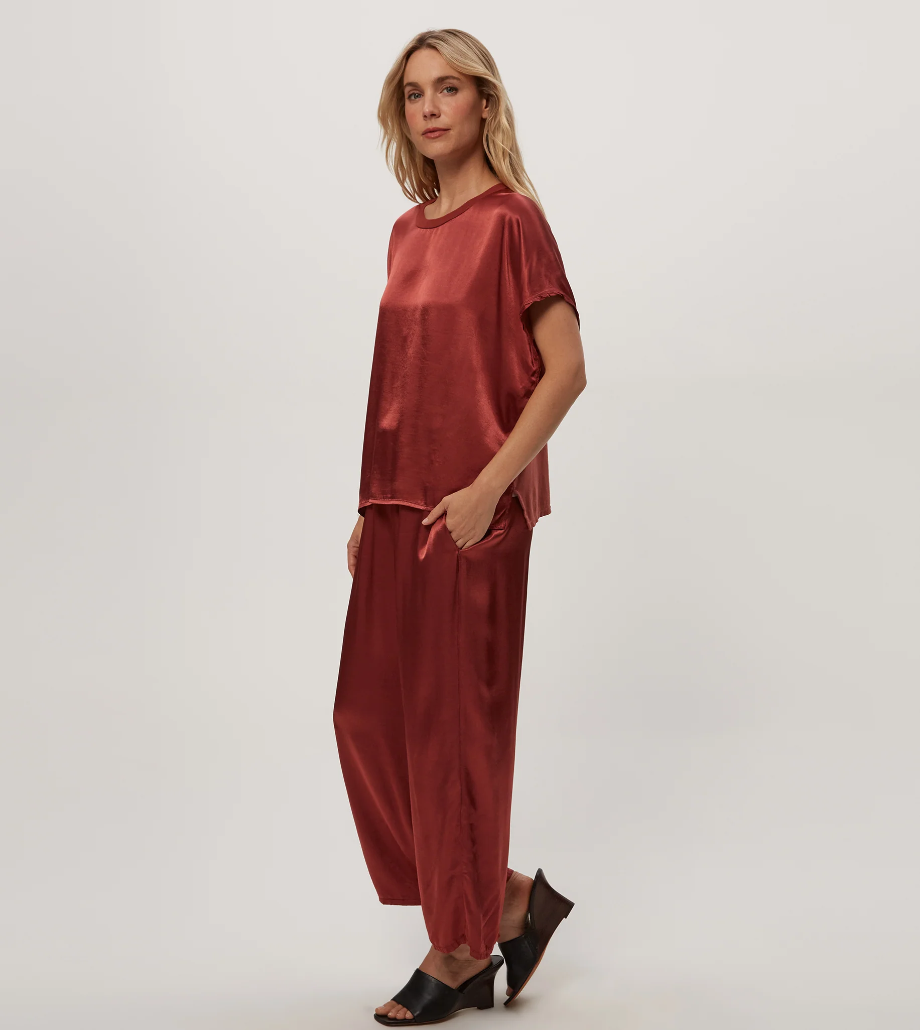 Sacha Satin Cropped Pant - Image 27