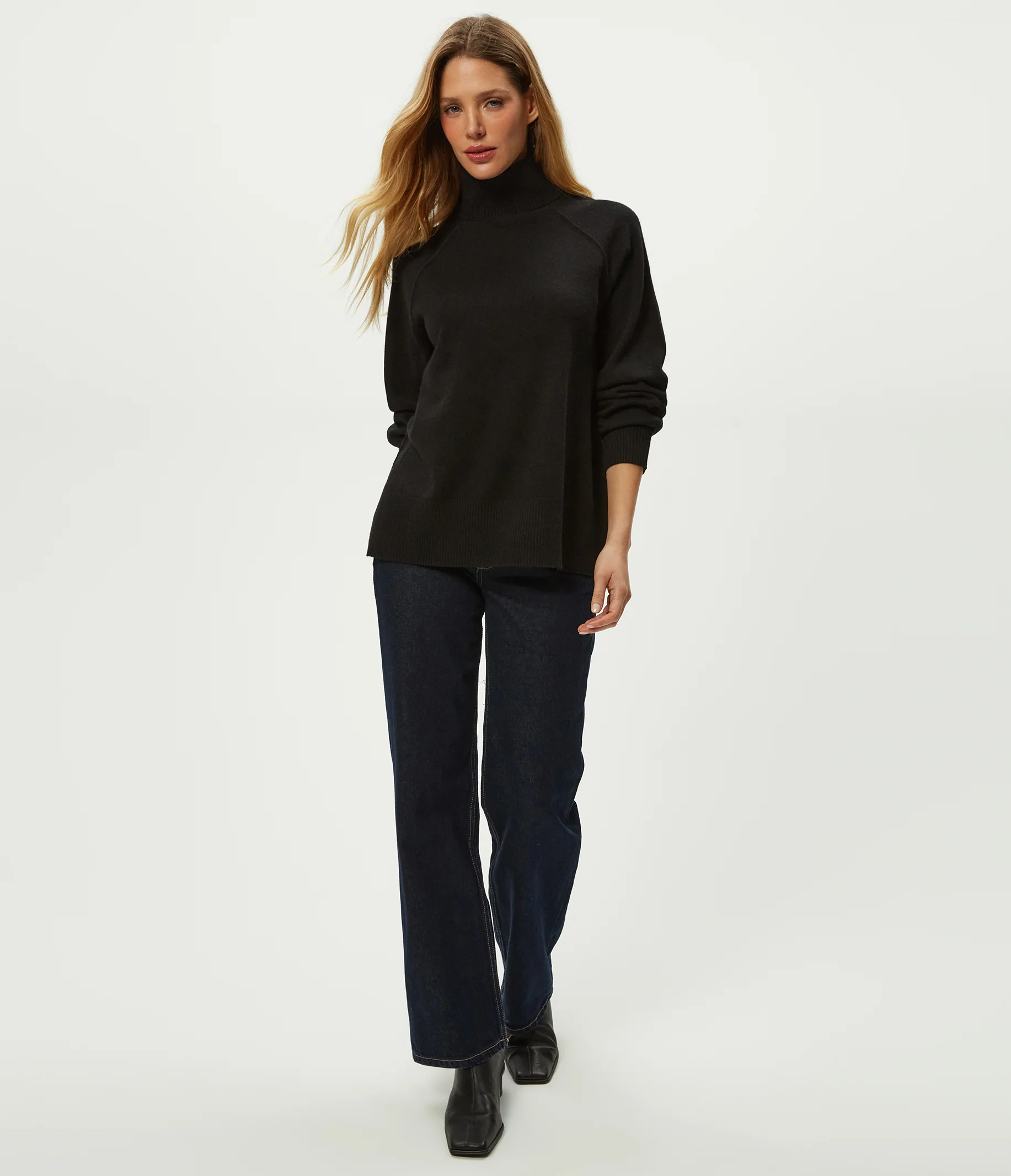 Tegan Cashmere Turtleneck - Image 15