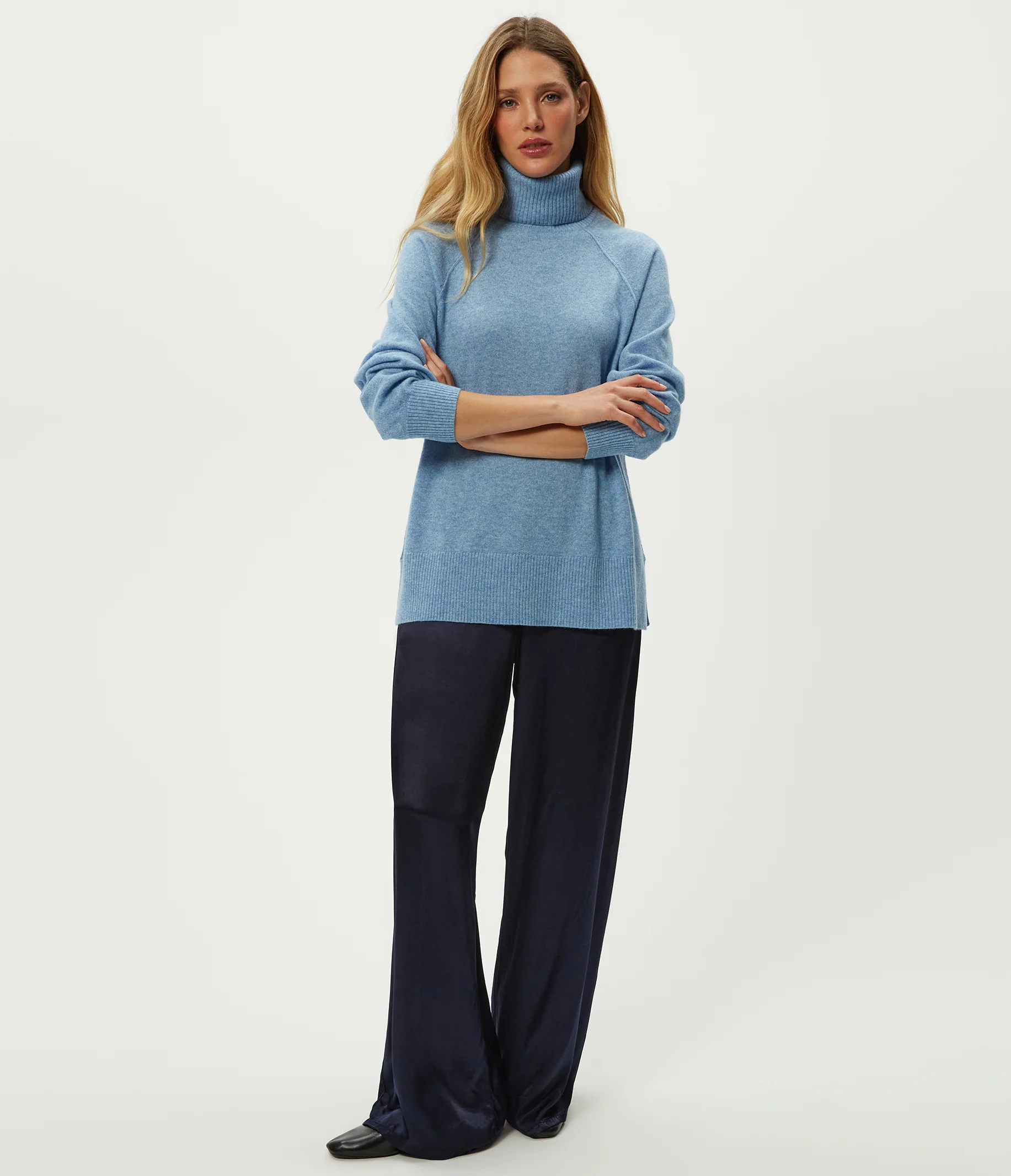 Tegan Cashmere Turtleneck - Image 6