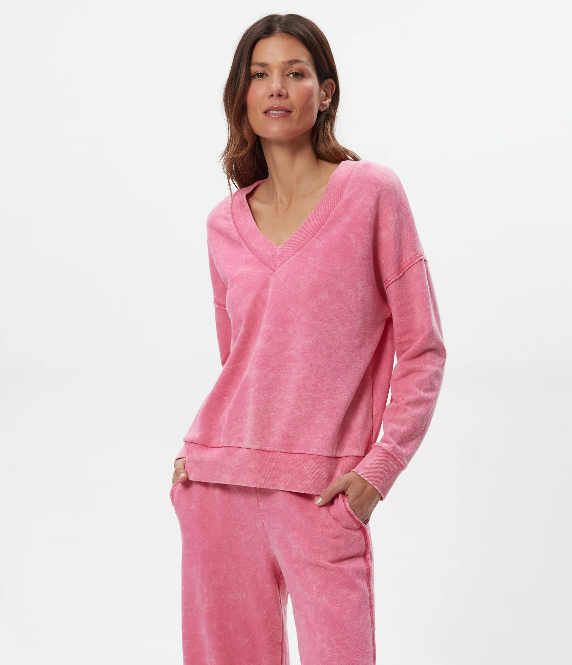 Tibby V-Neck Sweatshirt - Image 13