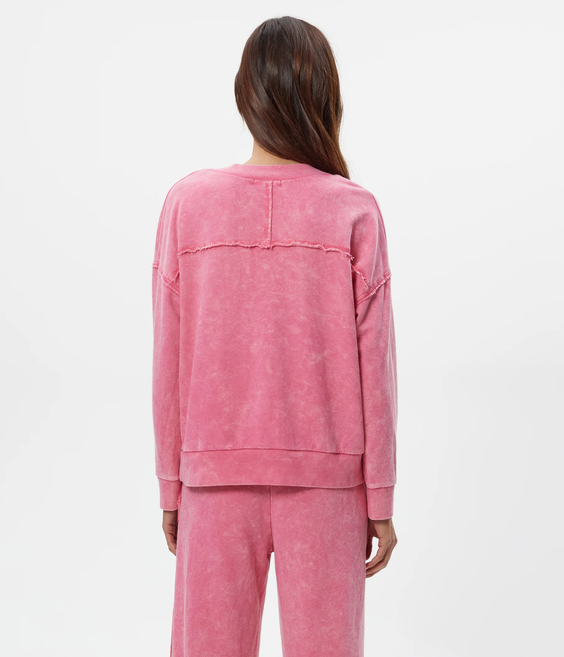 Tibby V-Neck Sweatshirt - Image 14