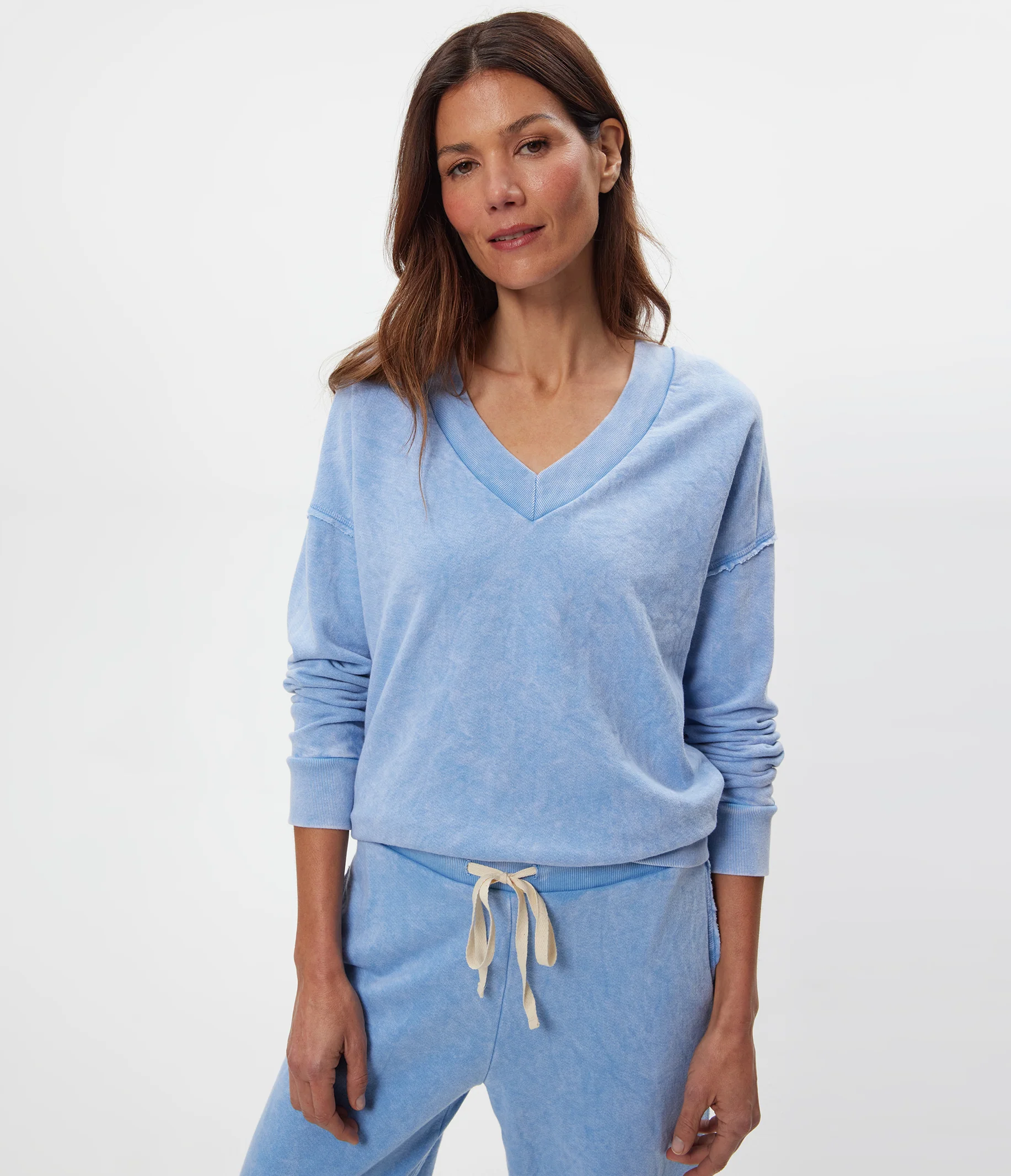 Tibby V-Neck Sweatshirt - Image 7
