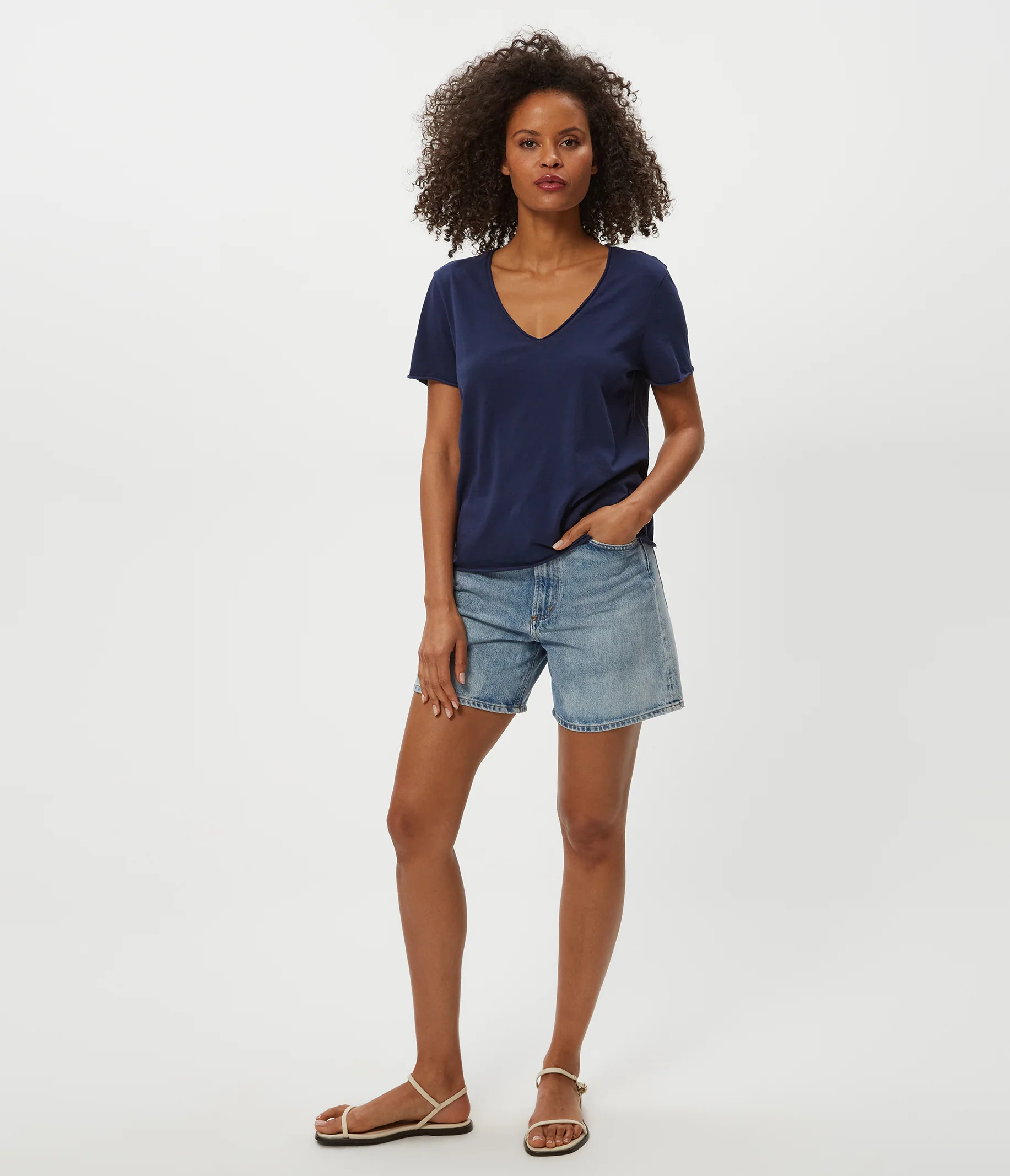 Vera Tee - Image 17